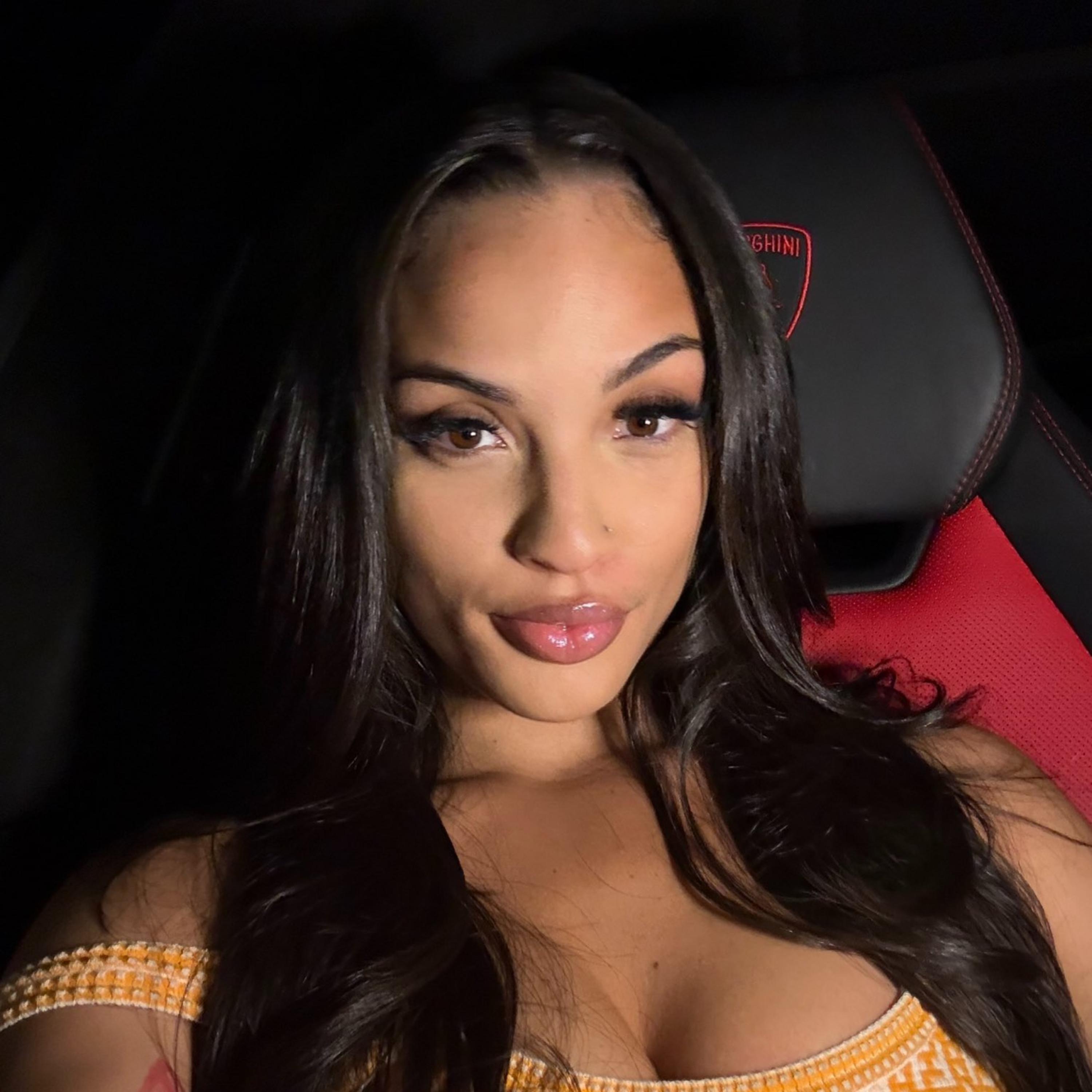 She's The Night artwork