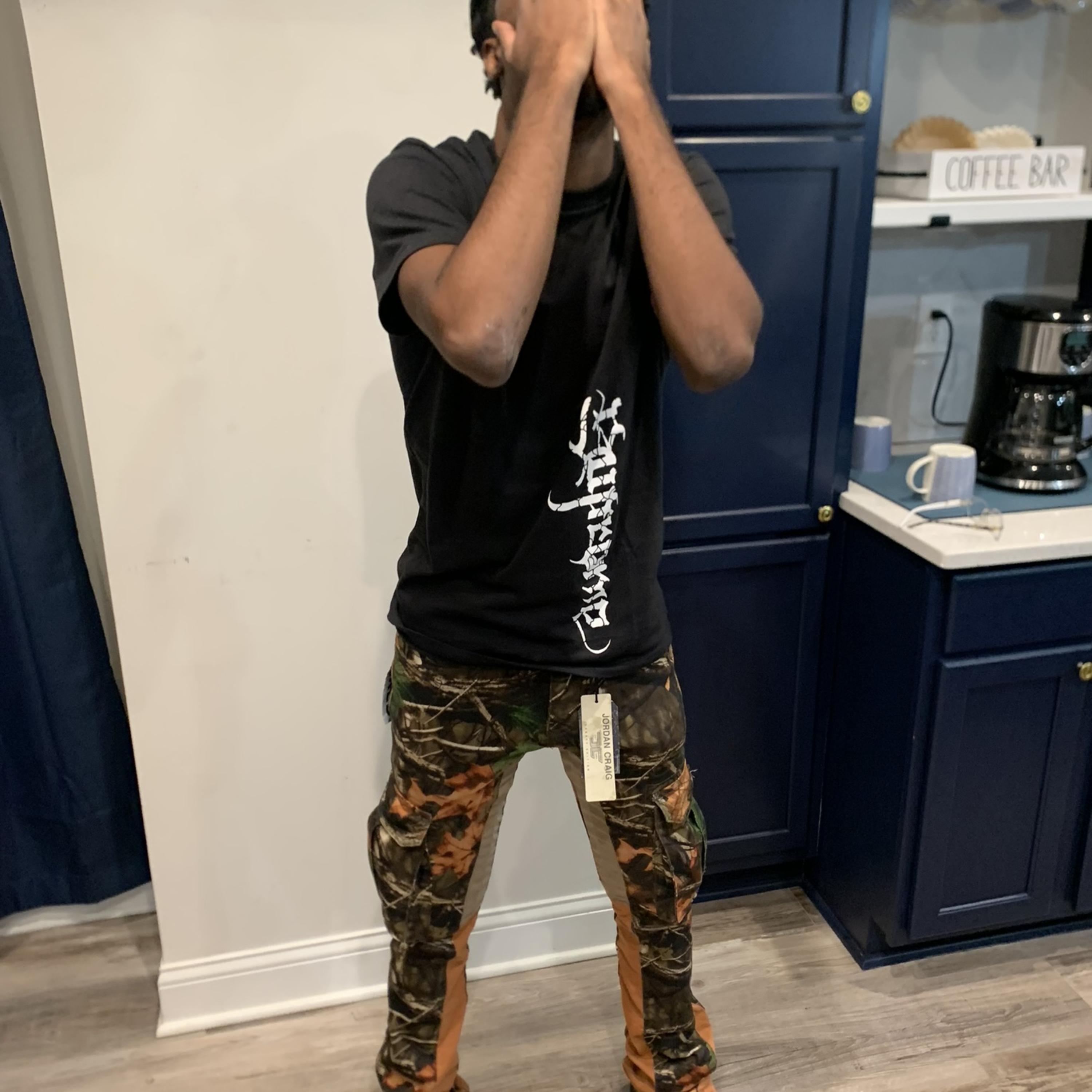 YN On The FarEast artwork