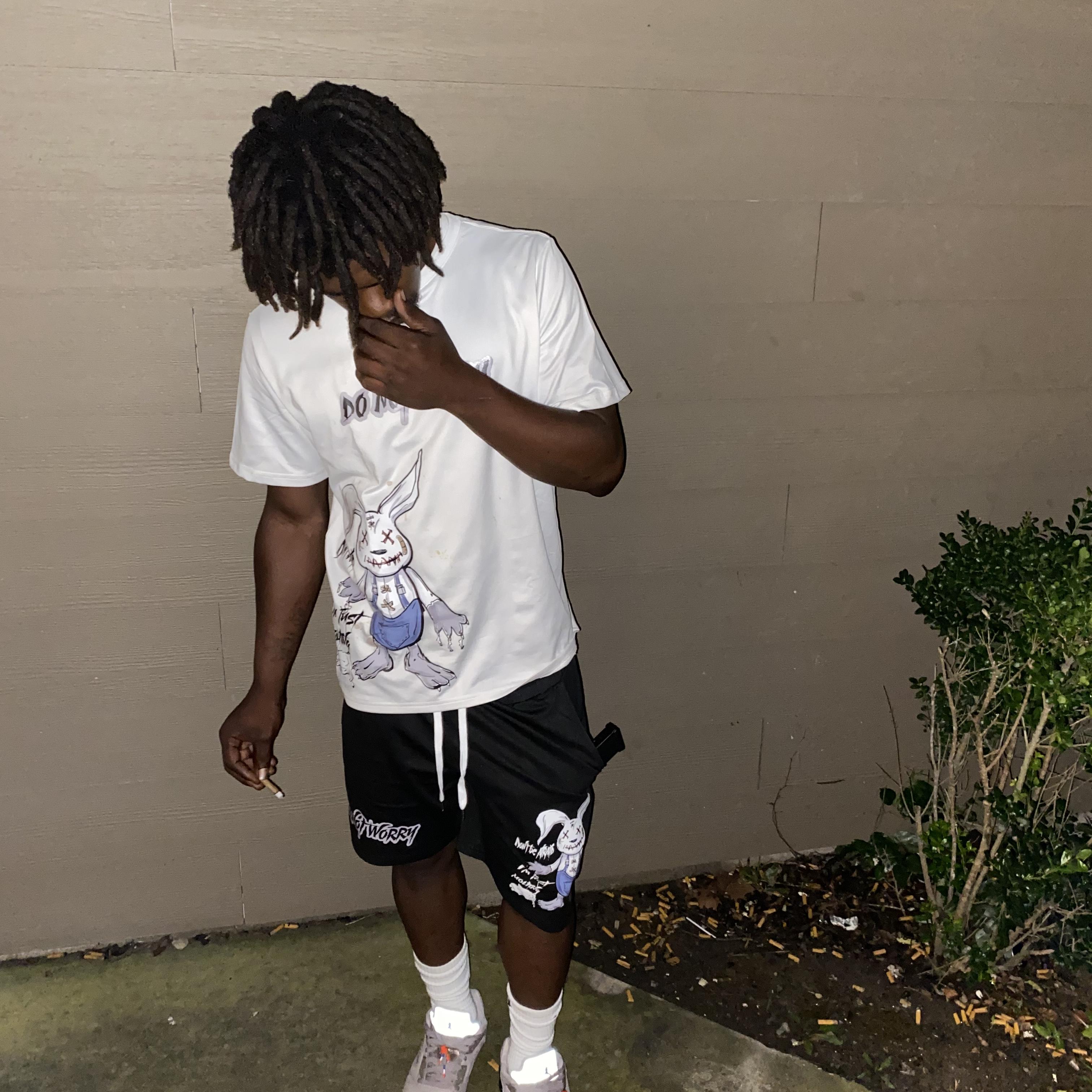 I Aint Trippin artwork