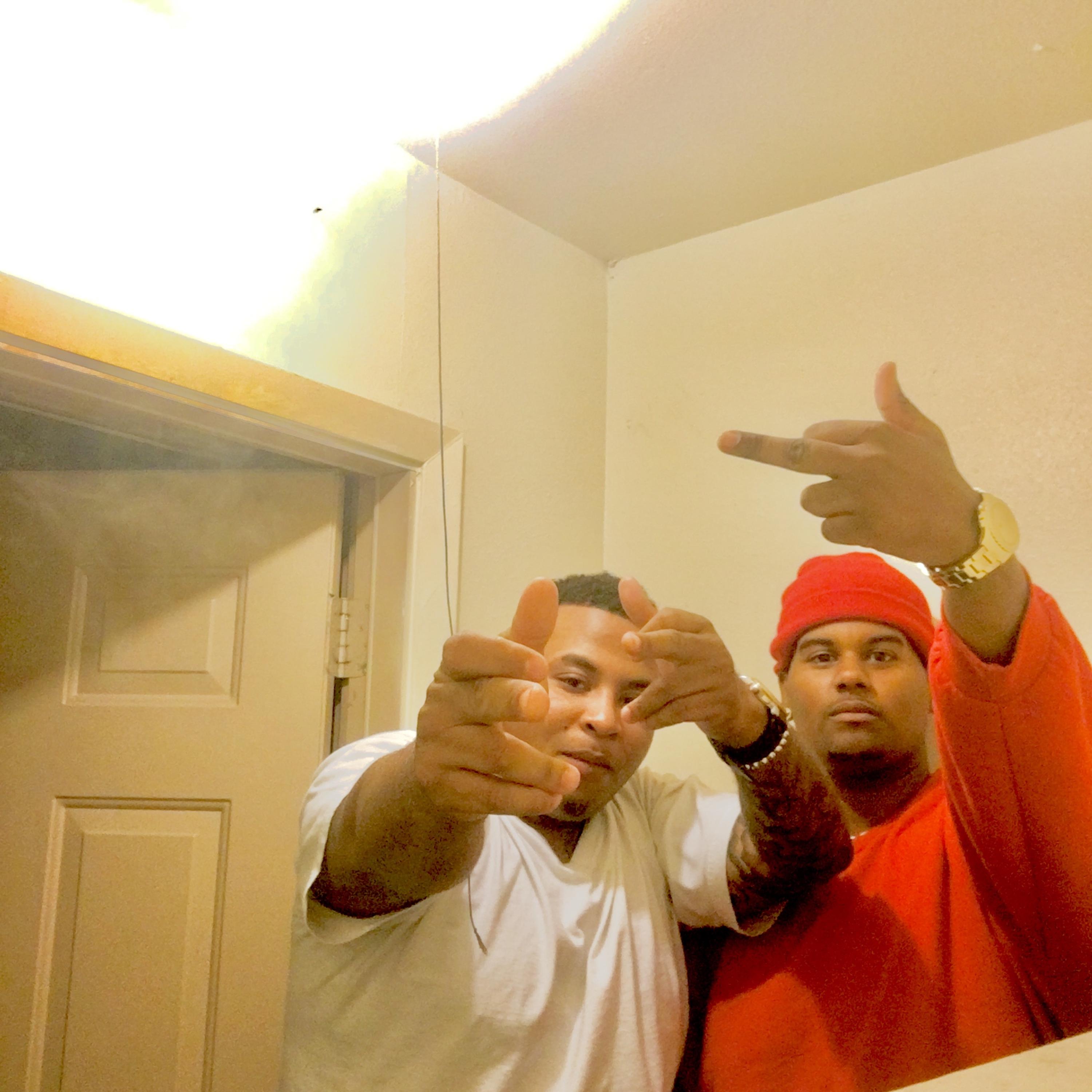 Out The Cage by MOEYEEZY cover art