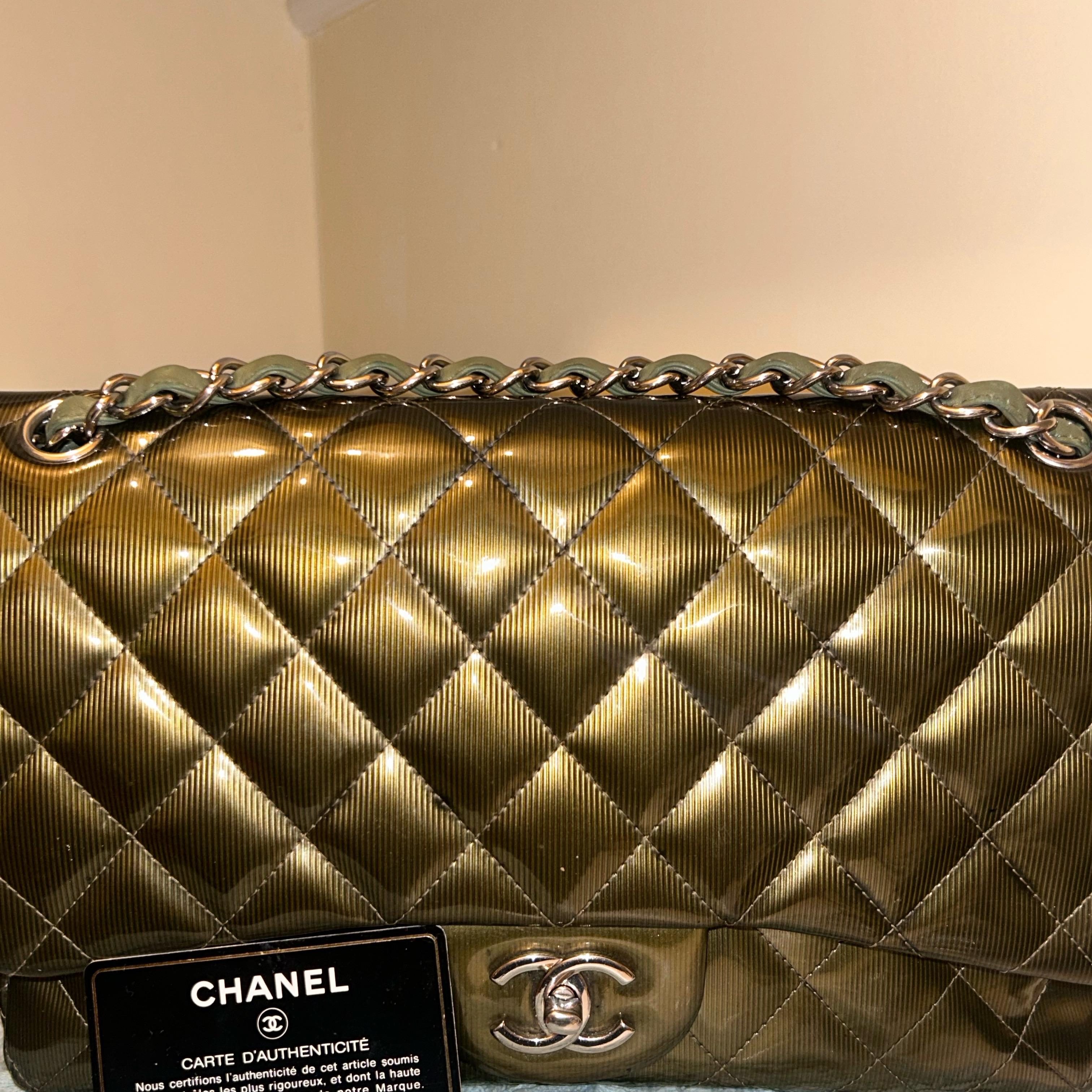 Bags In artwork