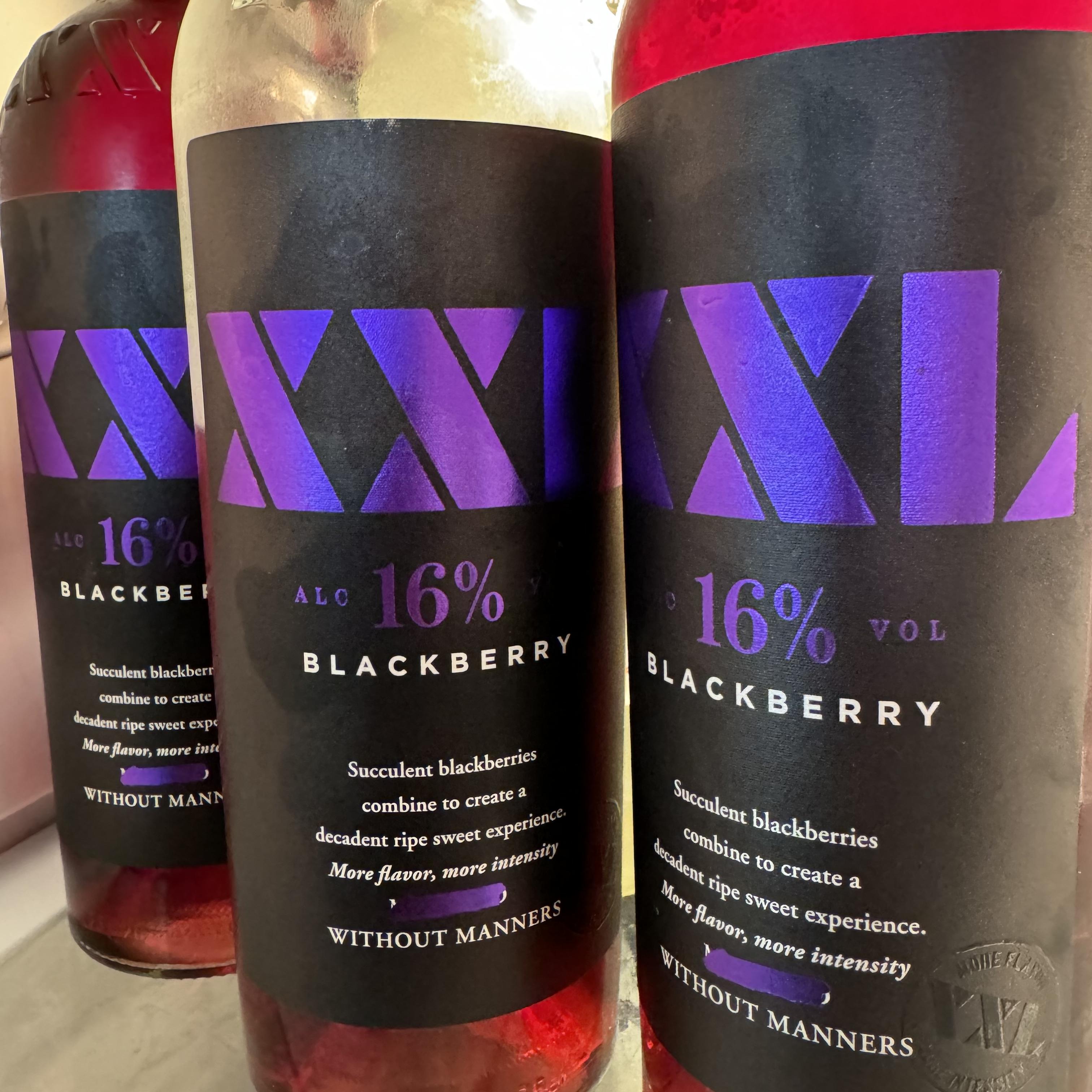 XXL artwork