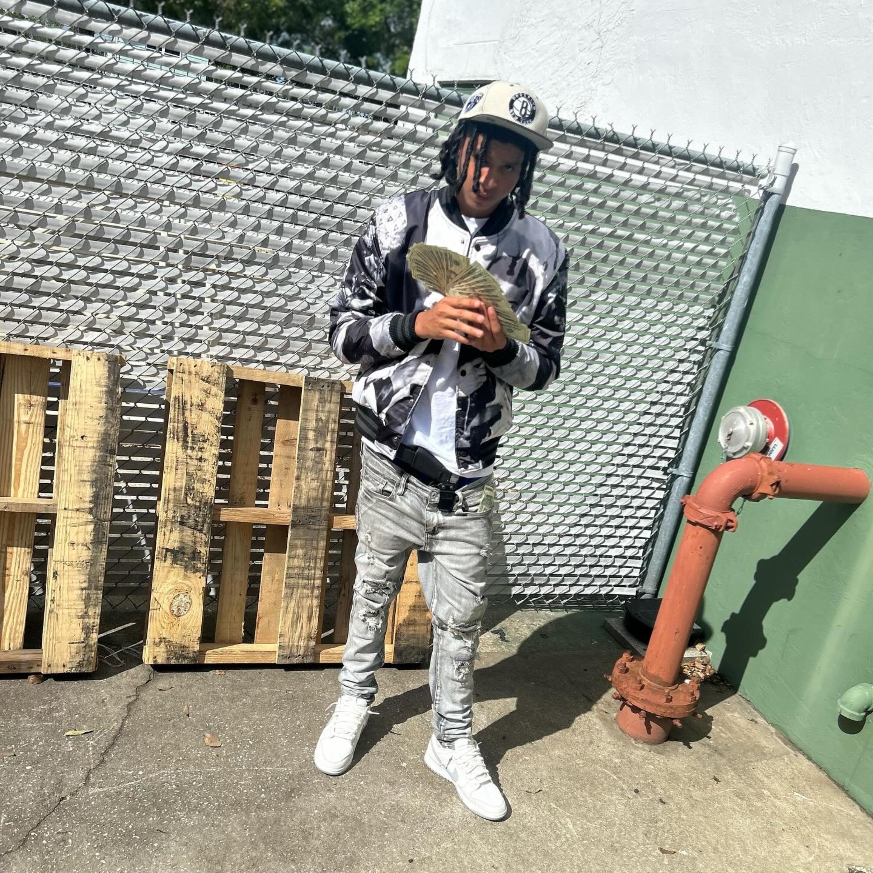 Stretch Em artwork