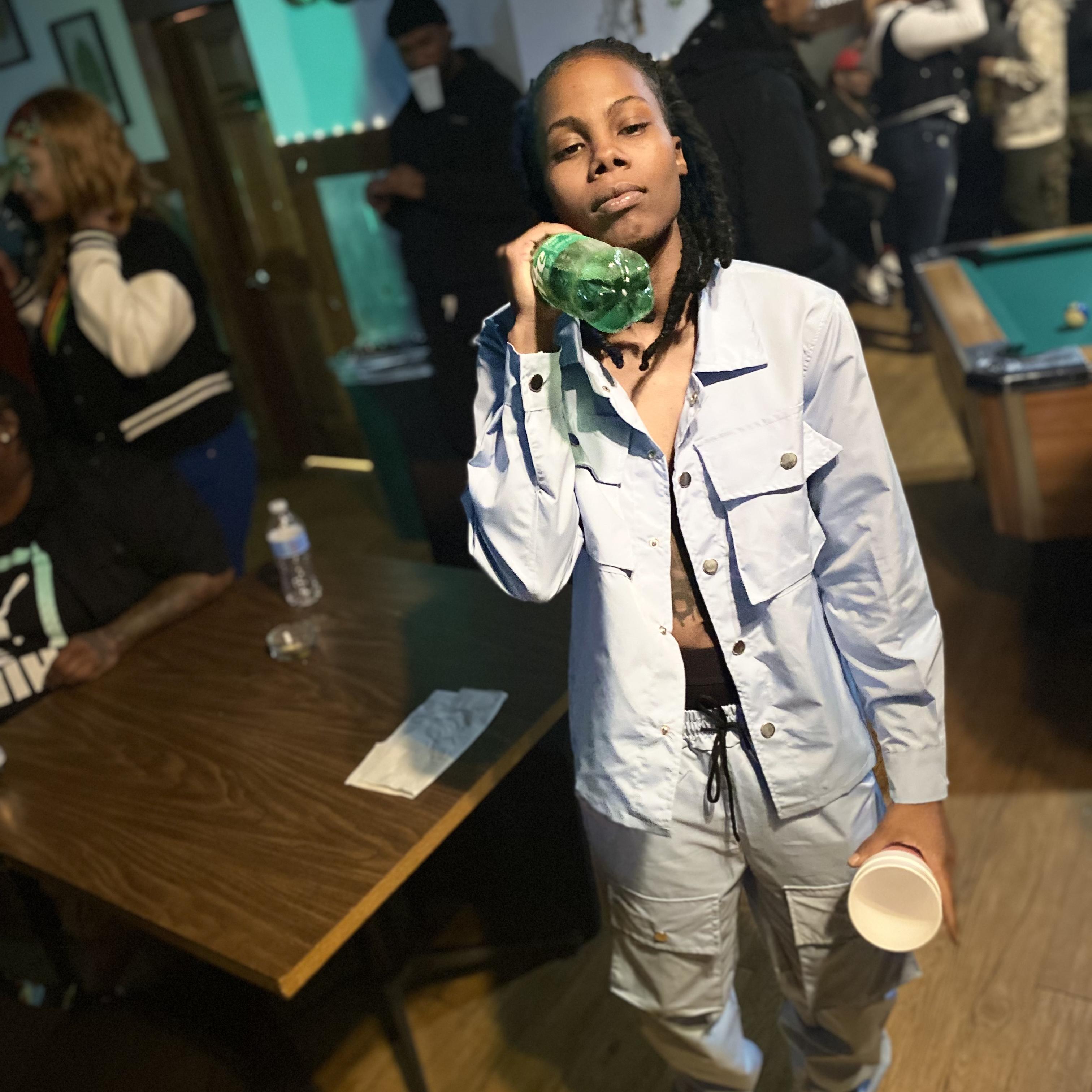 Caresha Please artwork