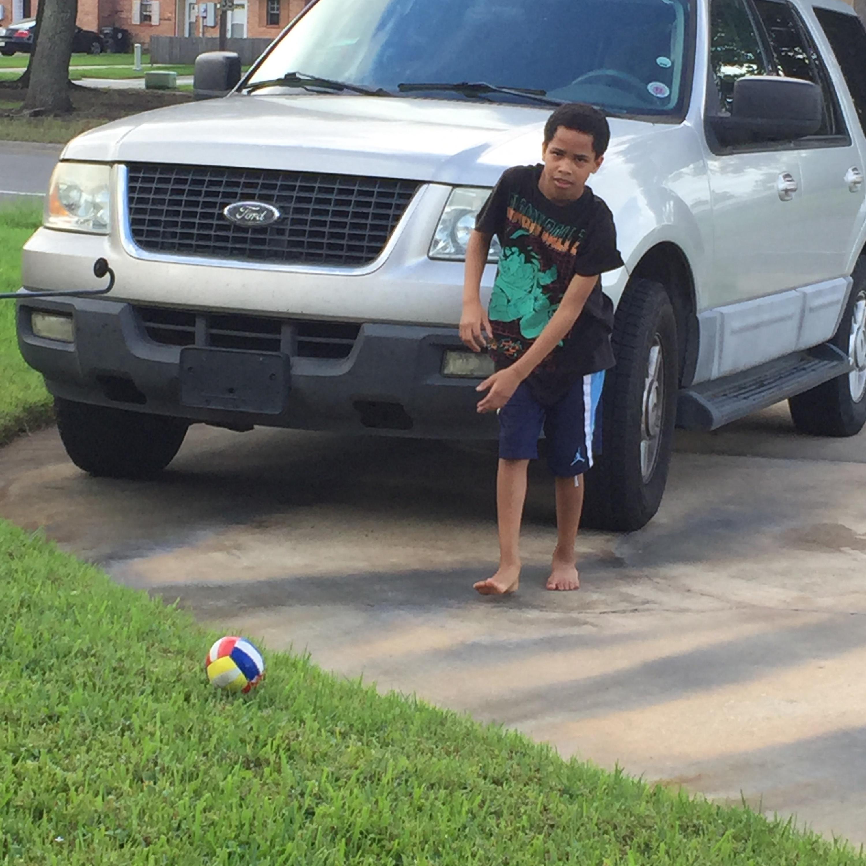 DrakesFuture artwork