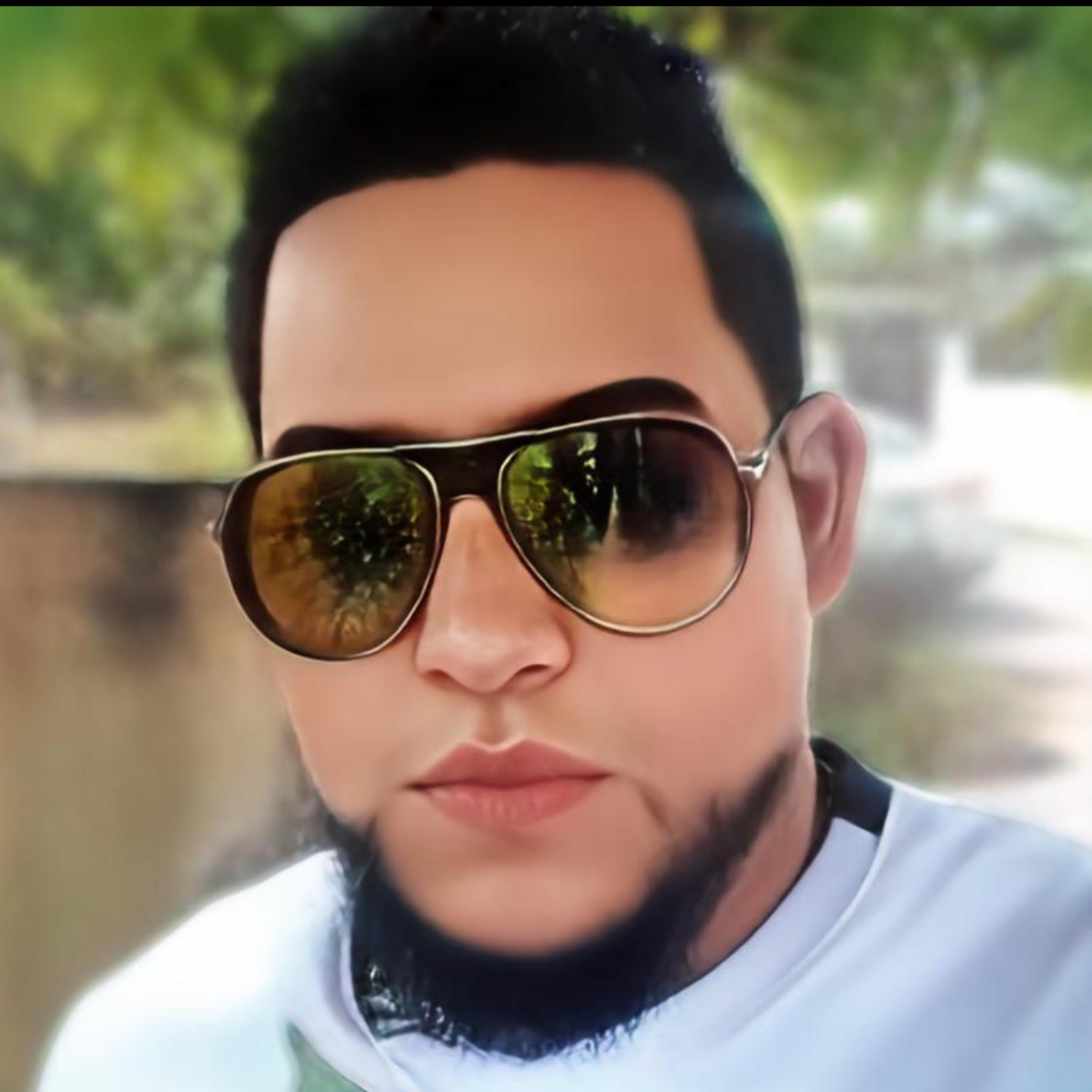 Mi mujer me trata como un Rey artwork