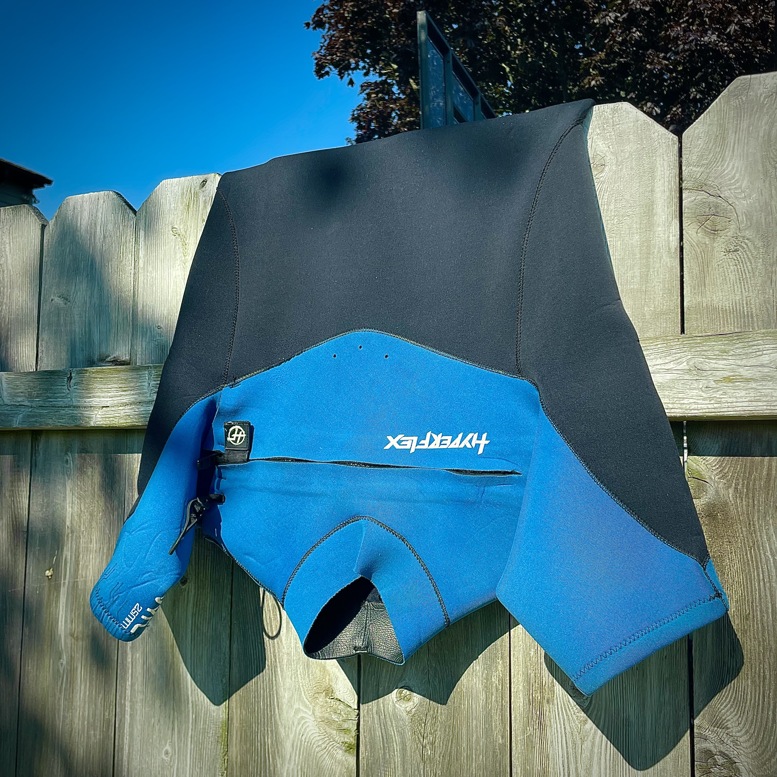 WETSUIT artwork