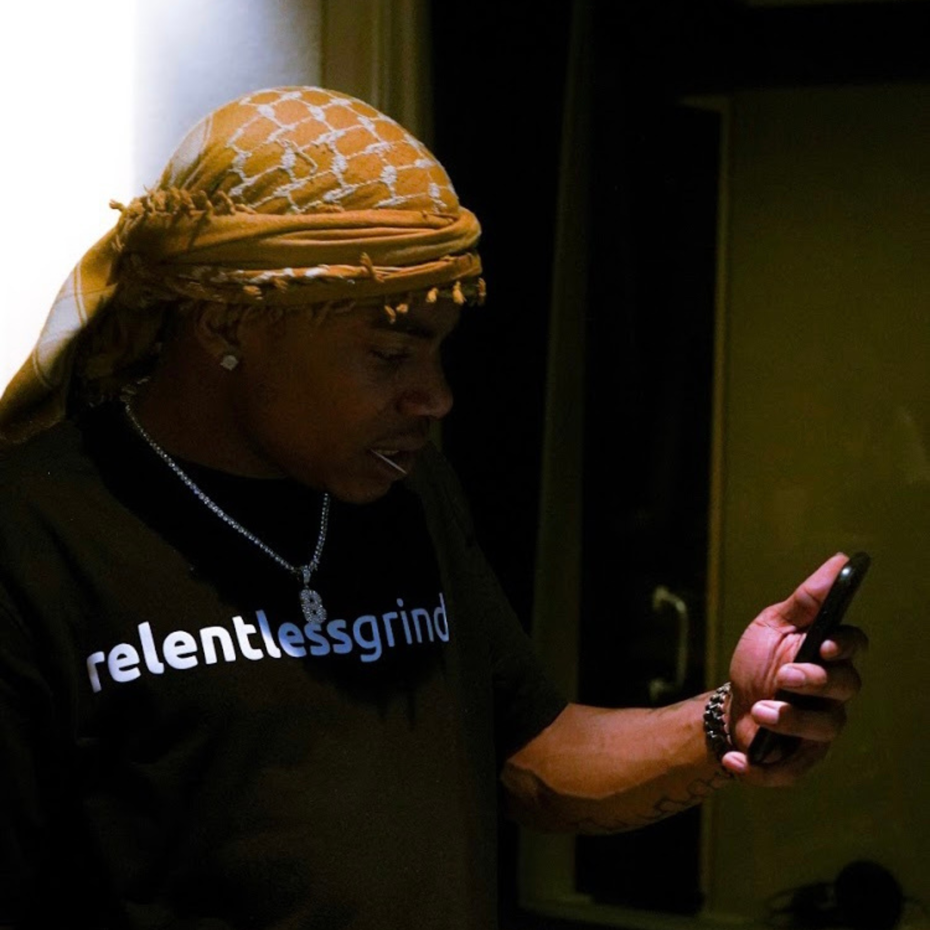 R U STILL DOWN? artwork