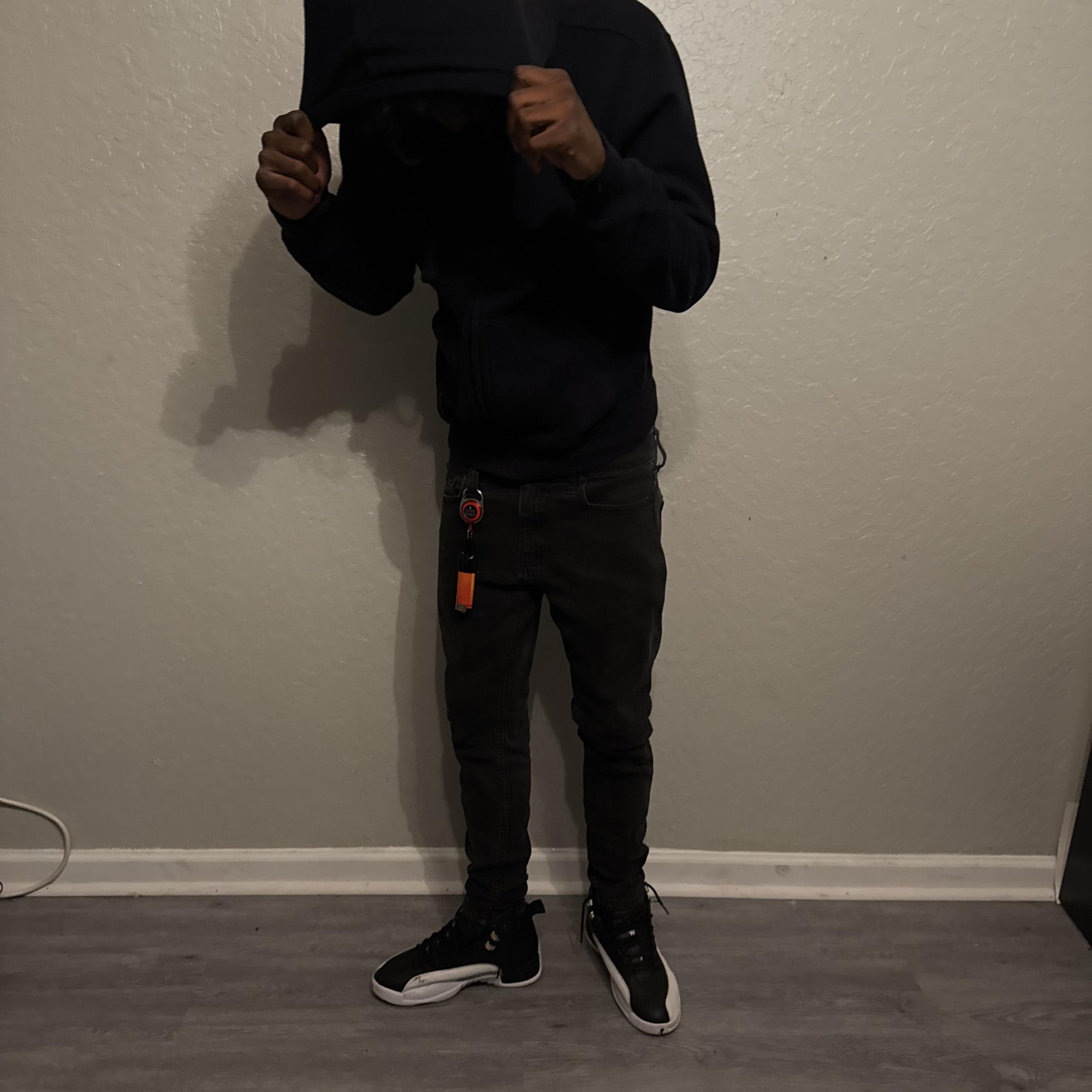 LLDAGUYZZ artwork