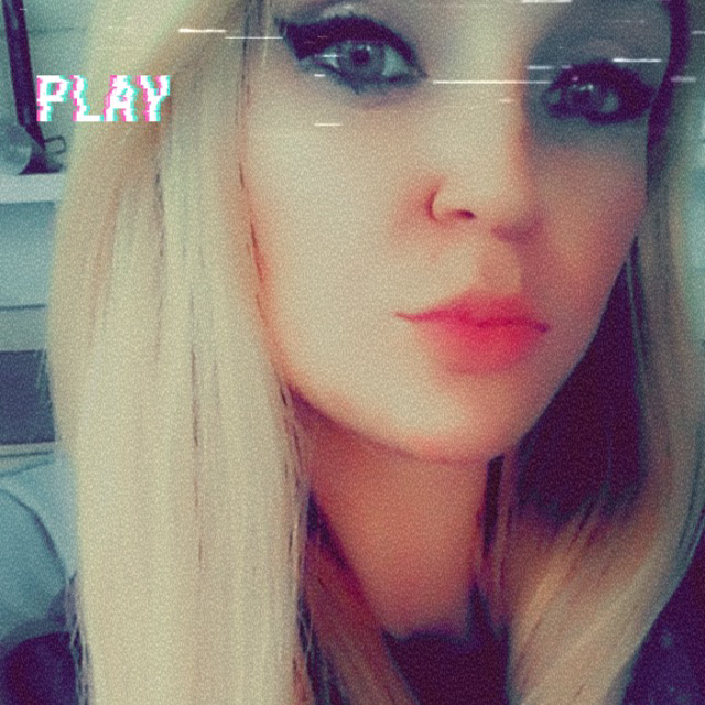 DaintyLeis