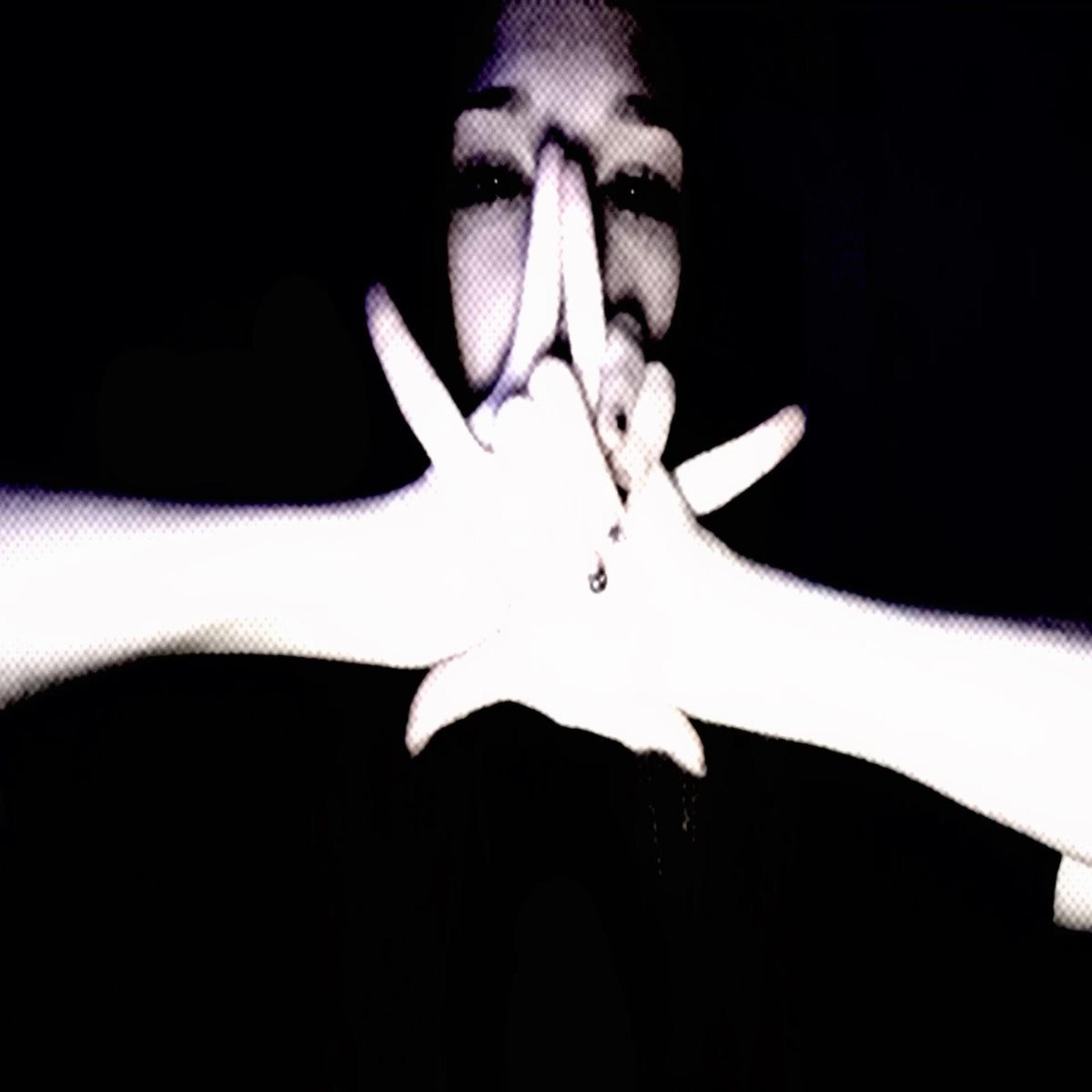 new alyx artwork