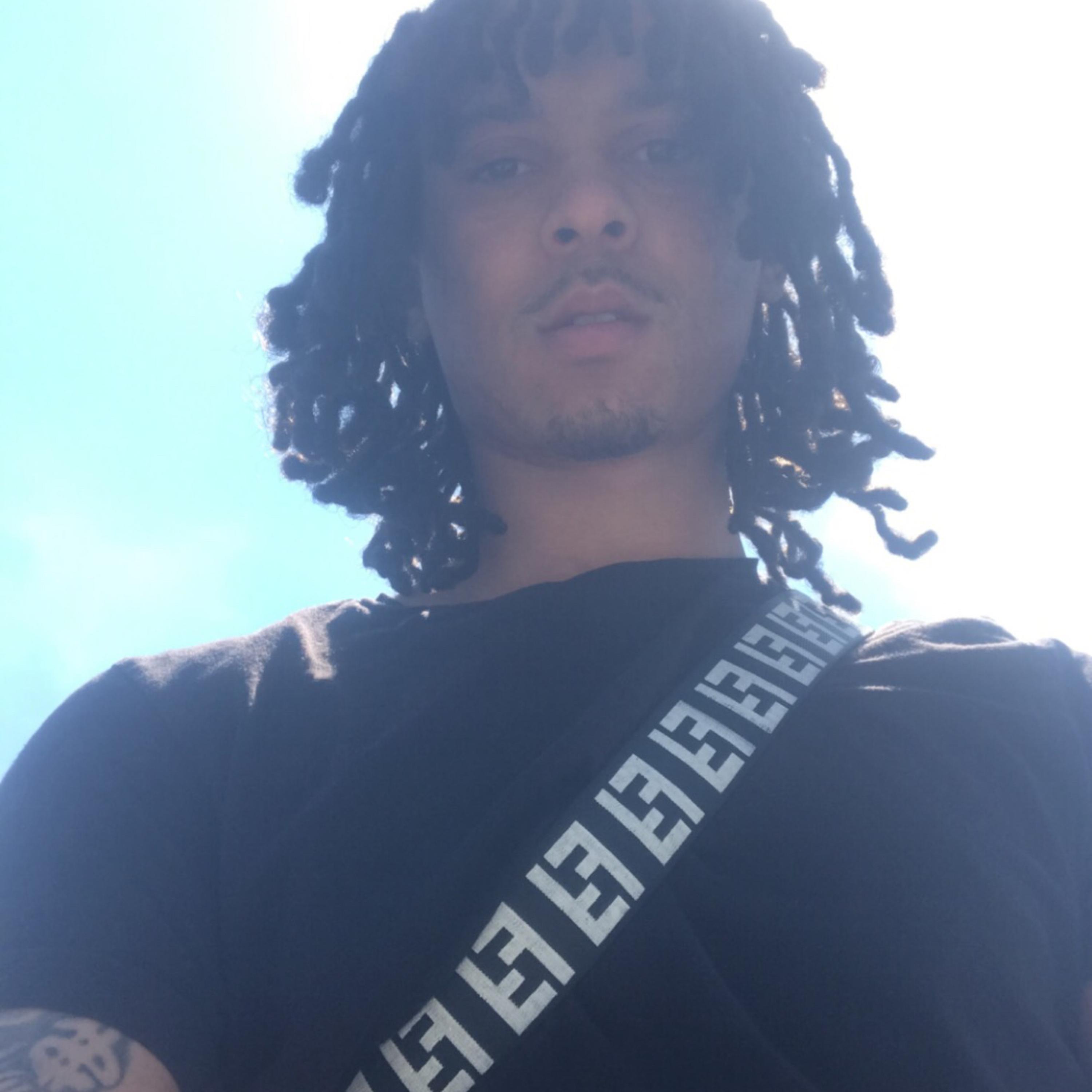 Girlfriend's Friend artwork