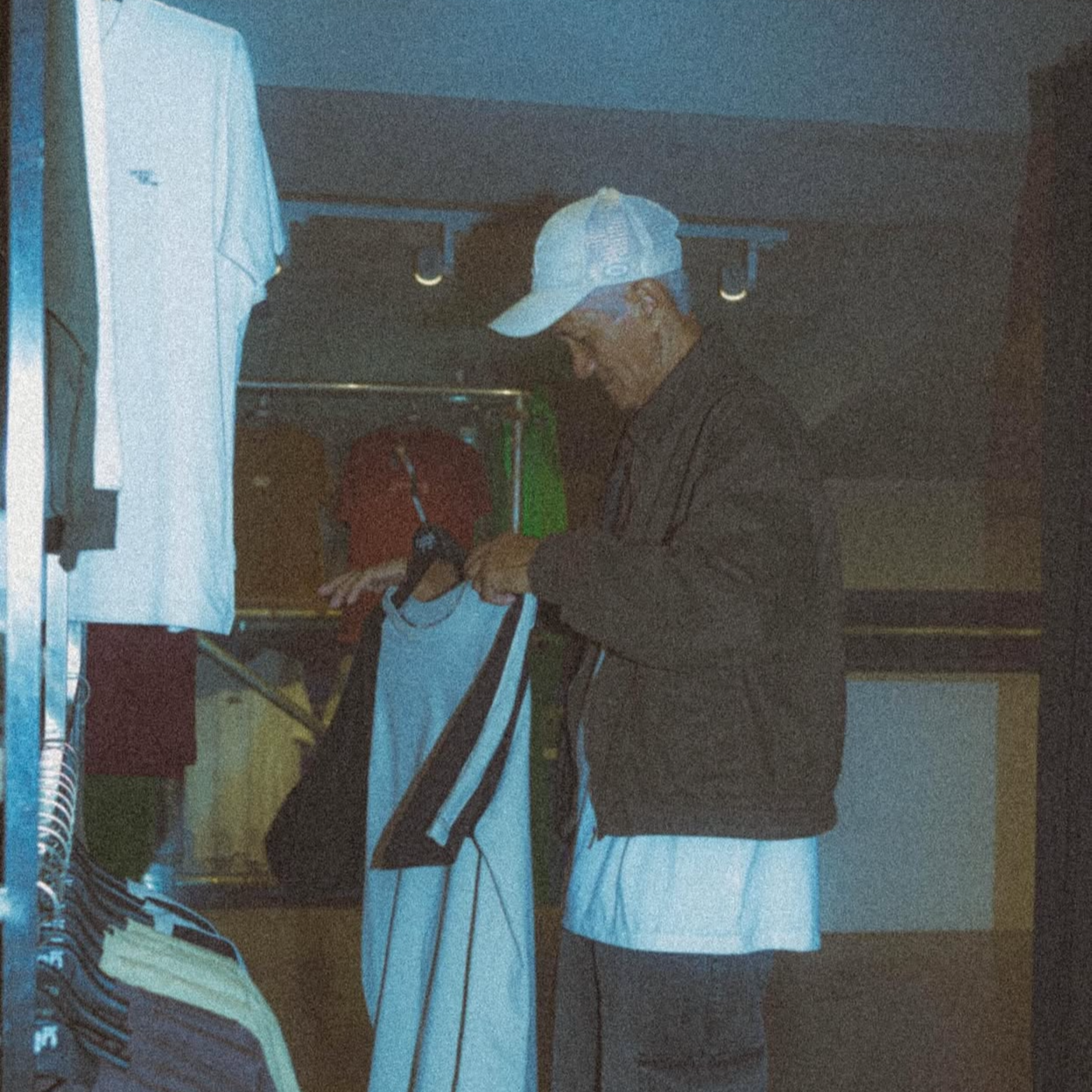 Know Everything artwork
