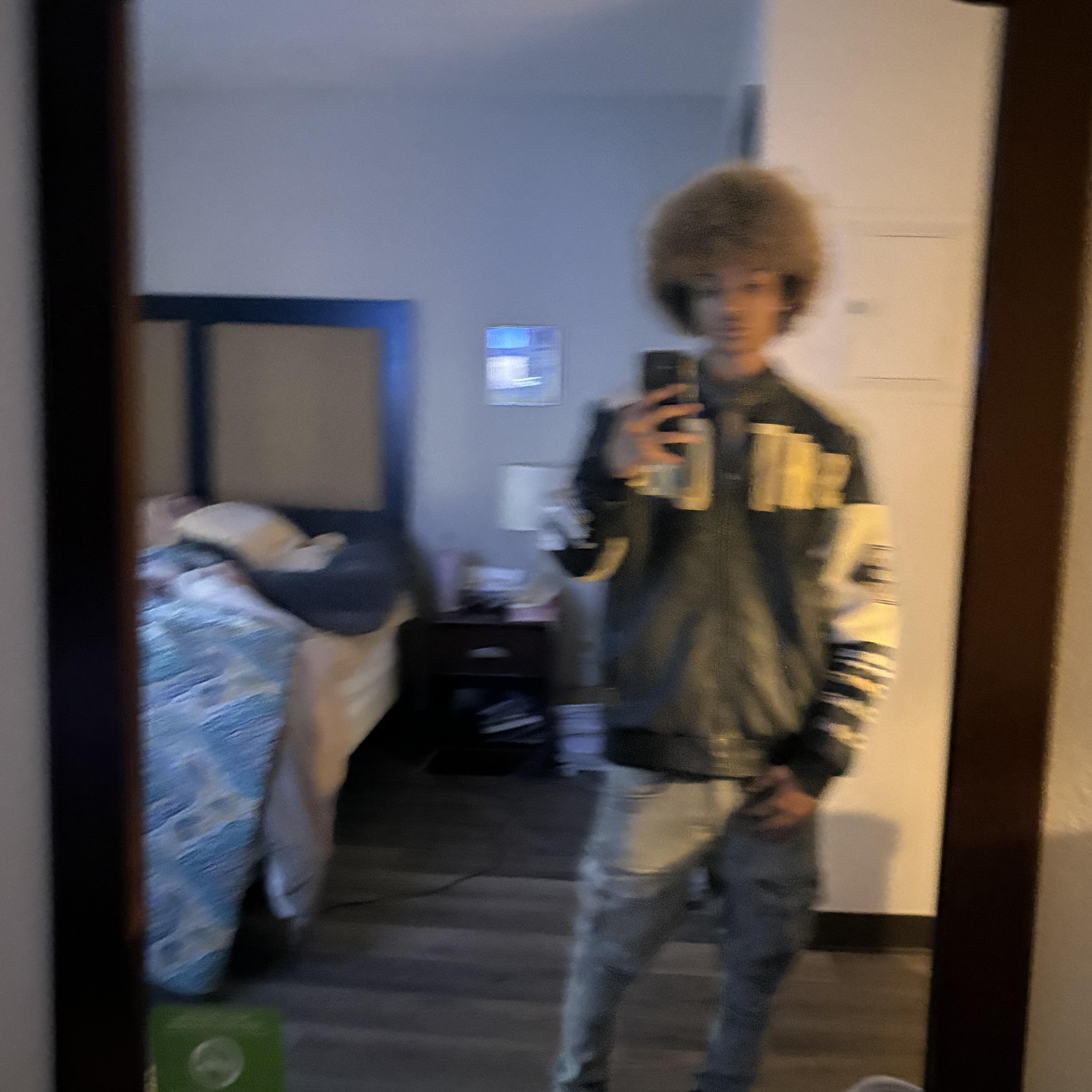 L0V3LY artwork