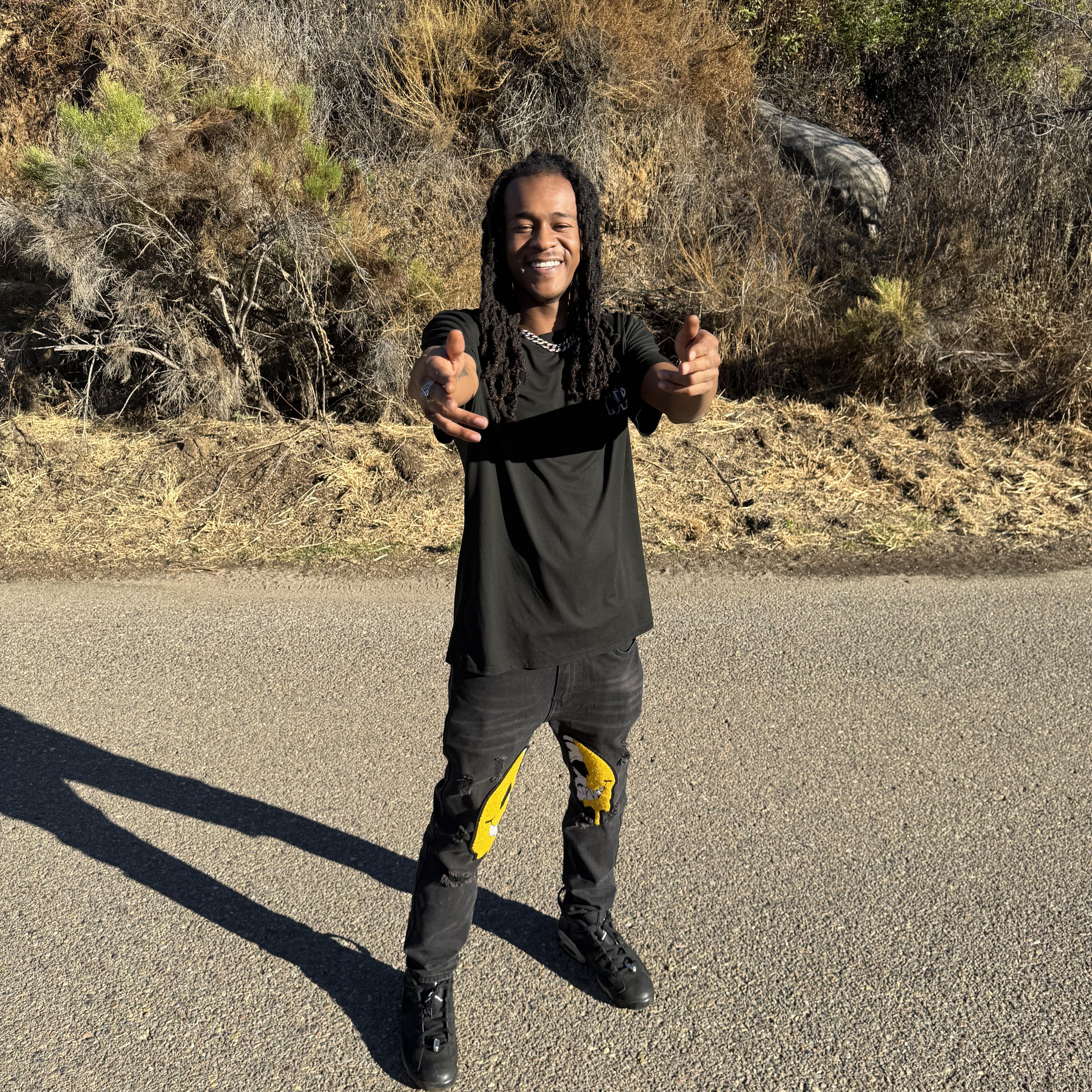 Mind Ya Bizz artwork