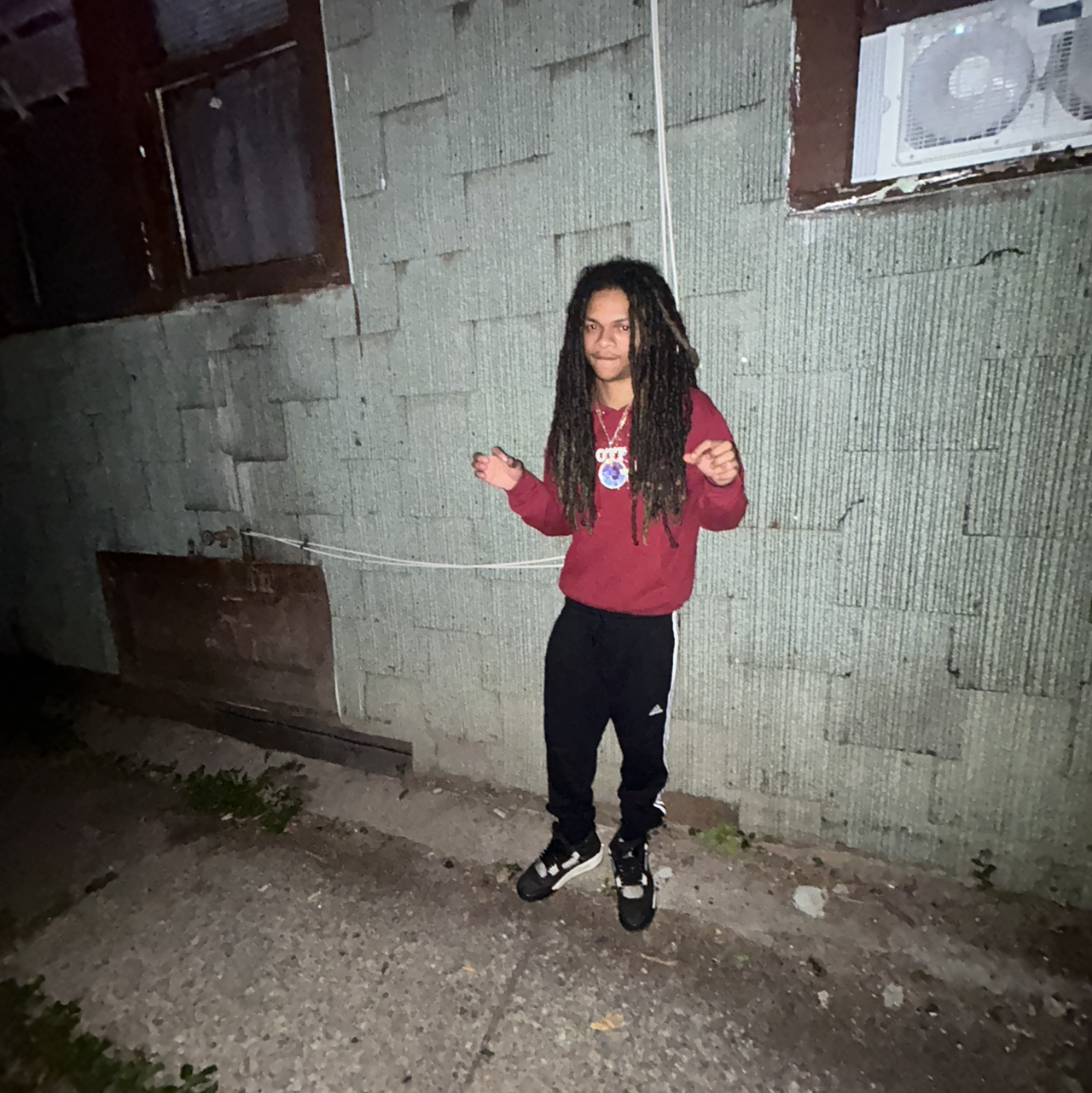 Meezy Bloody9ine