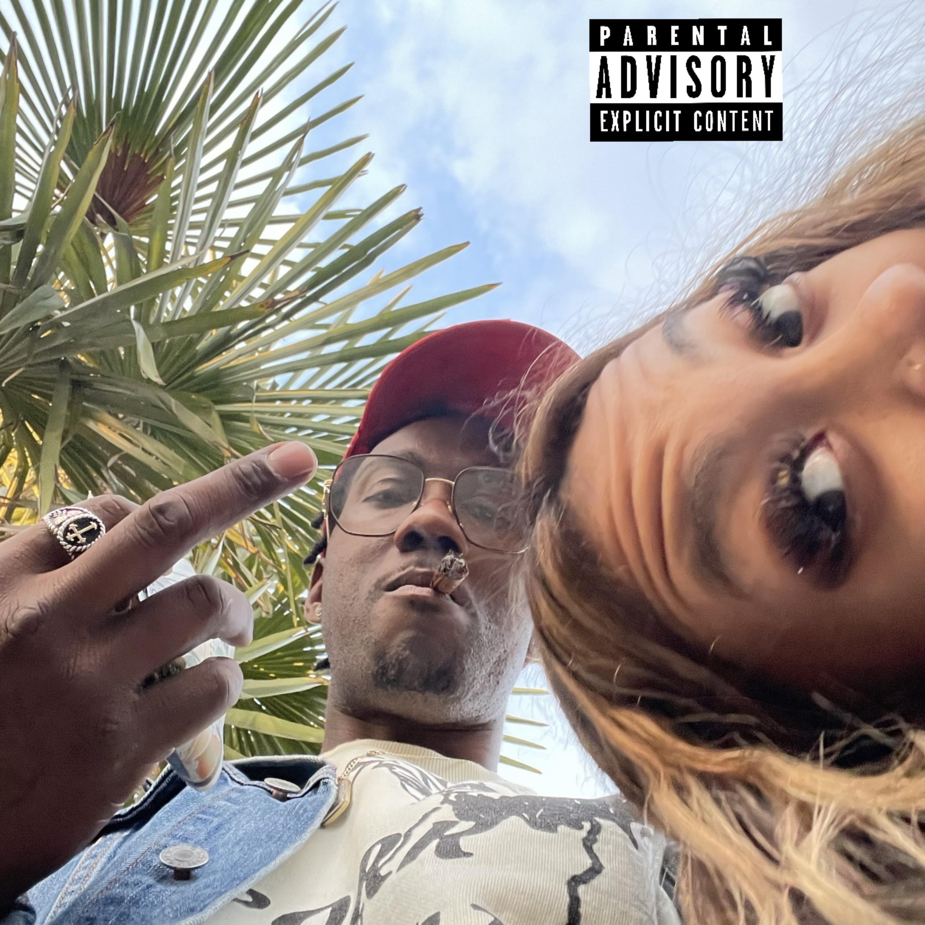 $um Difffrrrent artwork