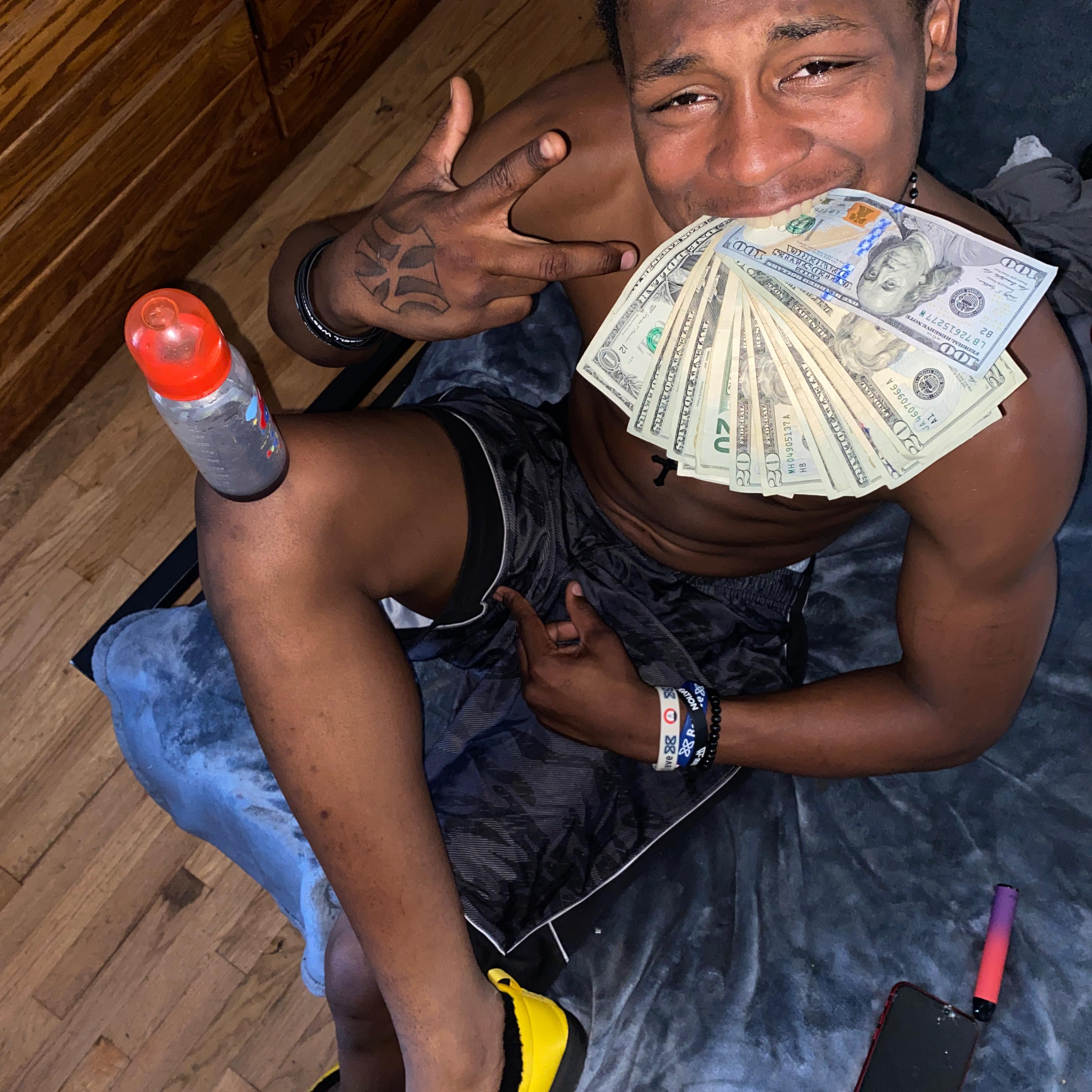 Clout Diss artwork