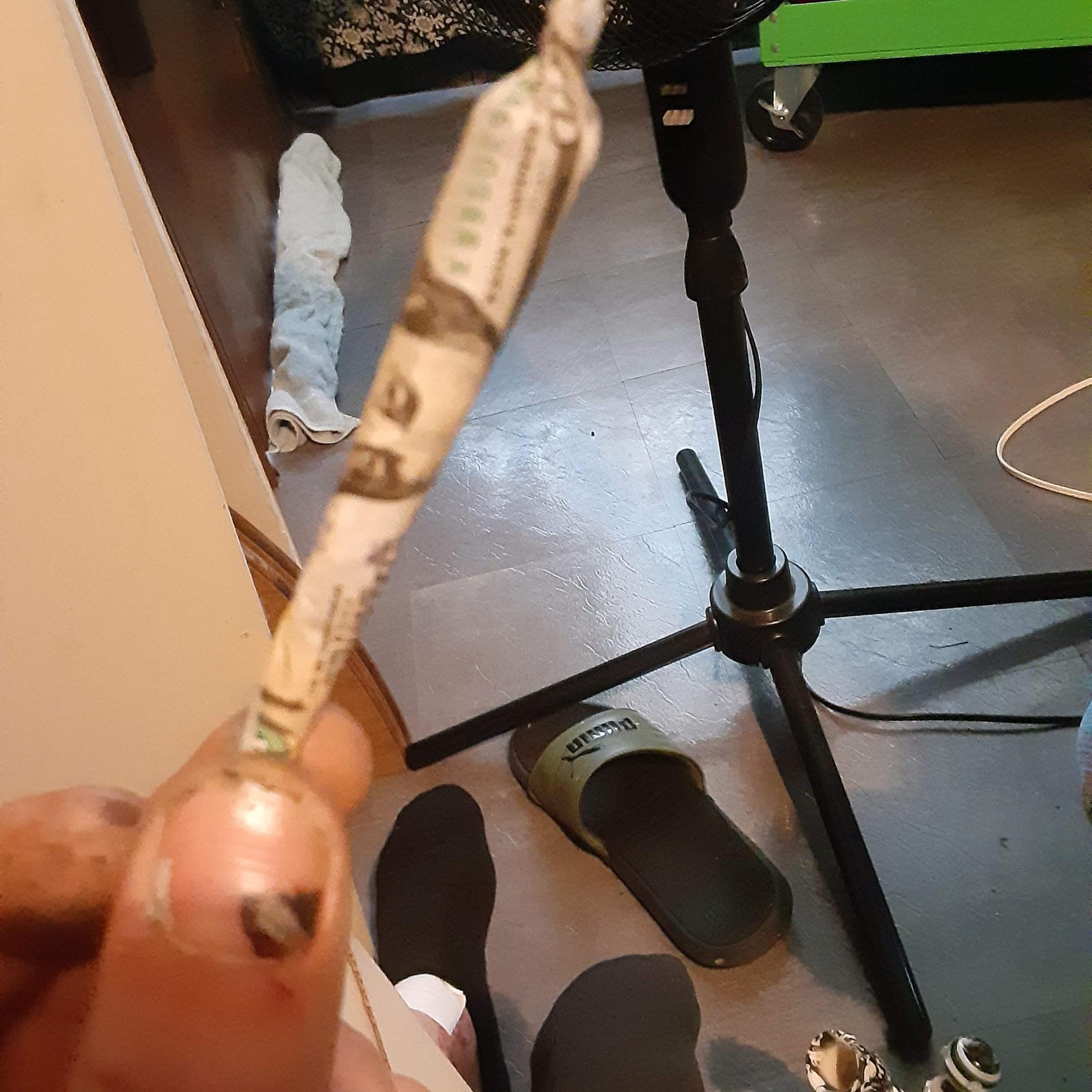 Tryna Stay Litt artwork