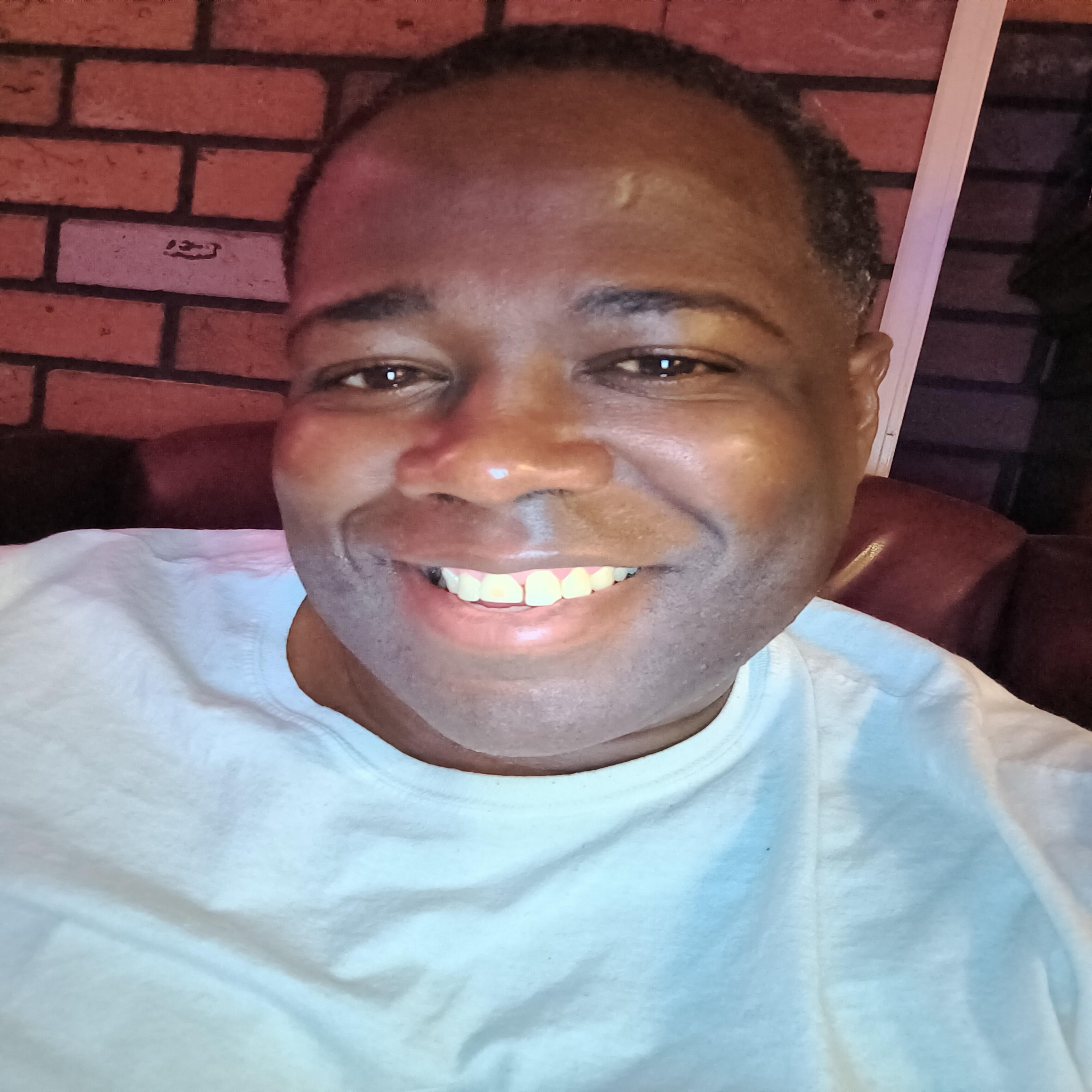 Dame She Tight artwork