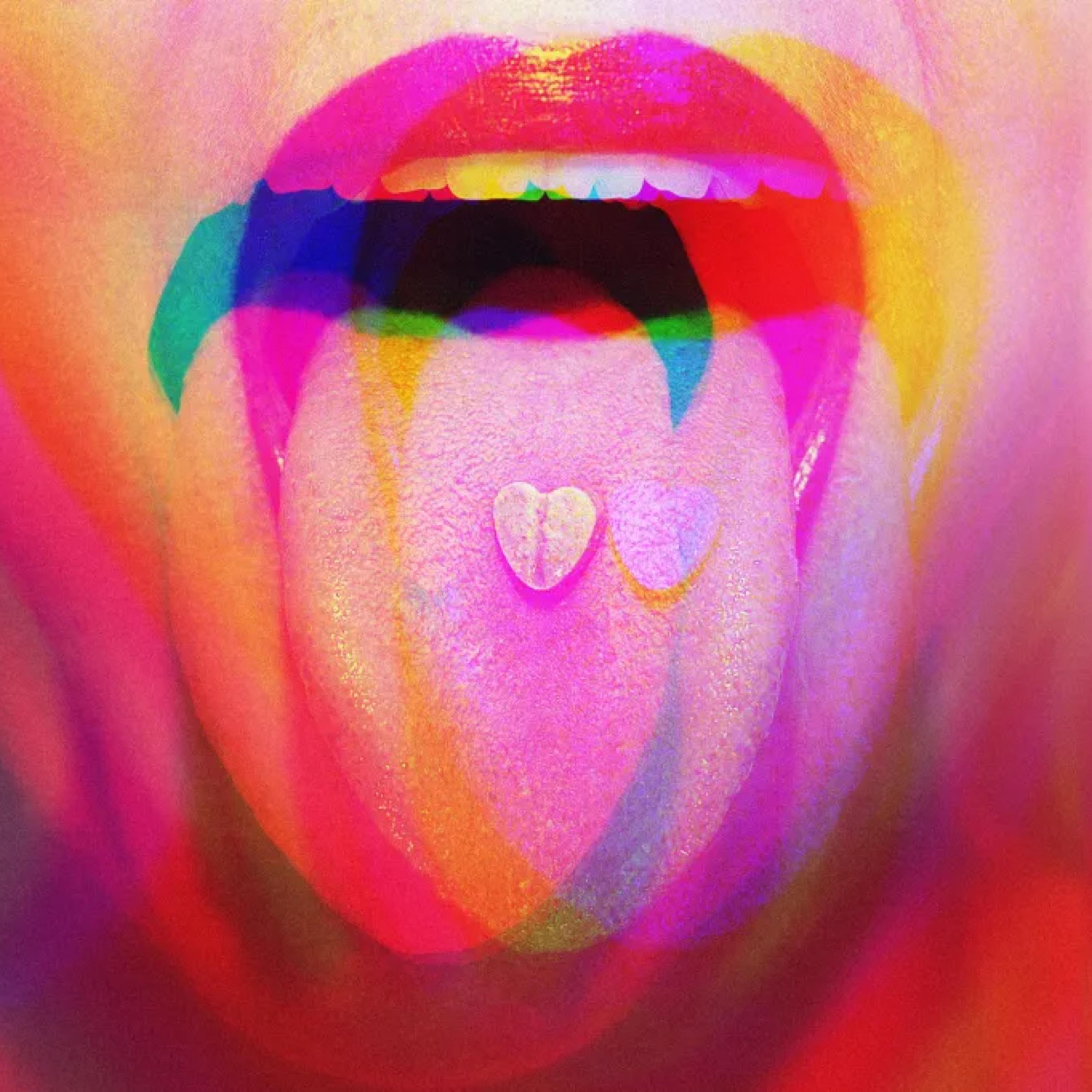 white bih in my cirb off molly artwork