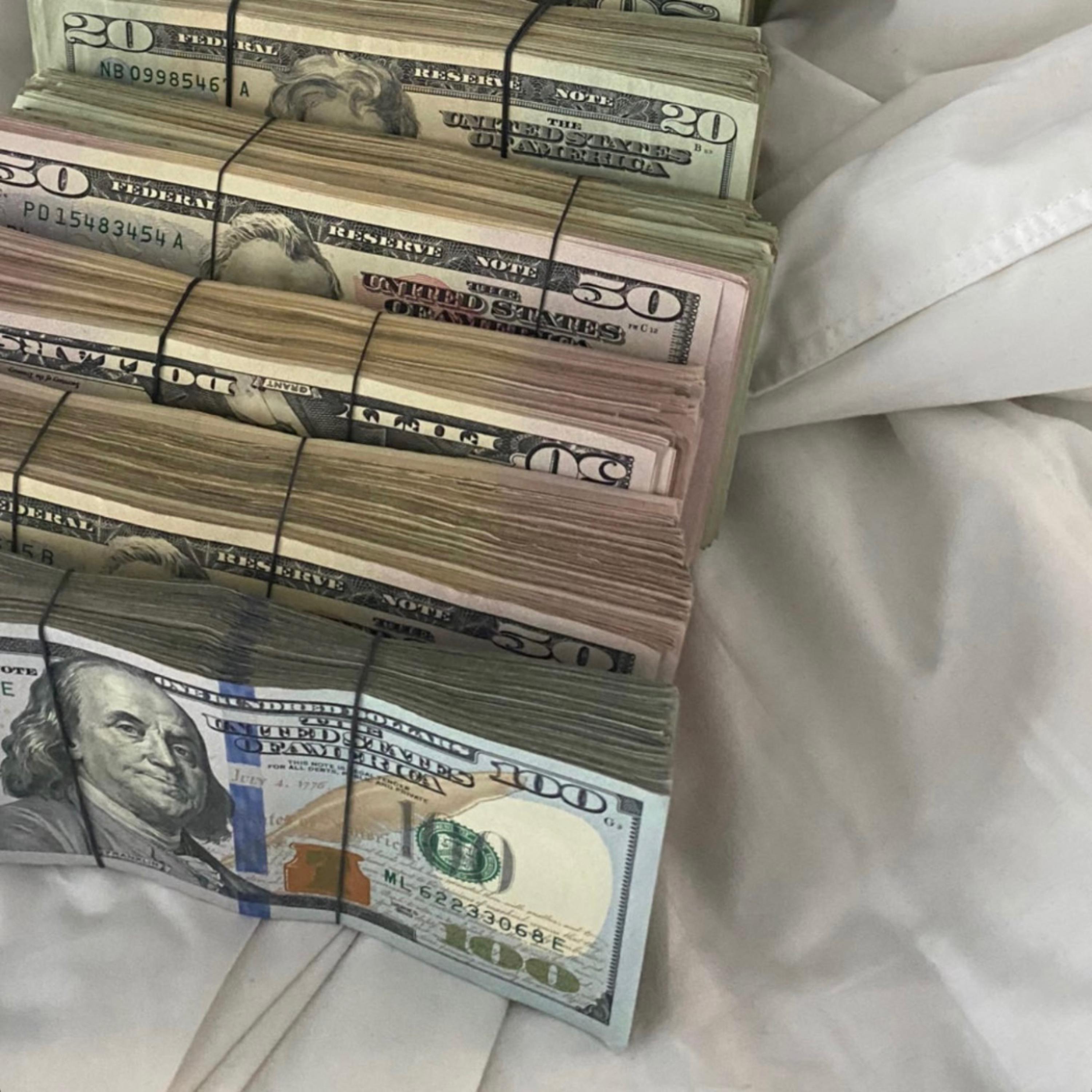 Hunnid Racks by Twealvy cover art