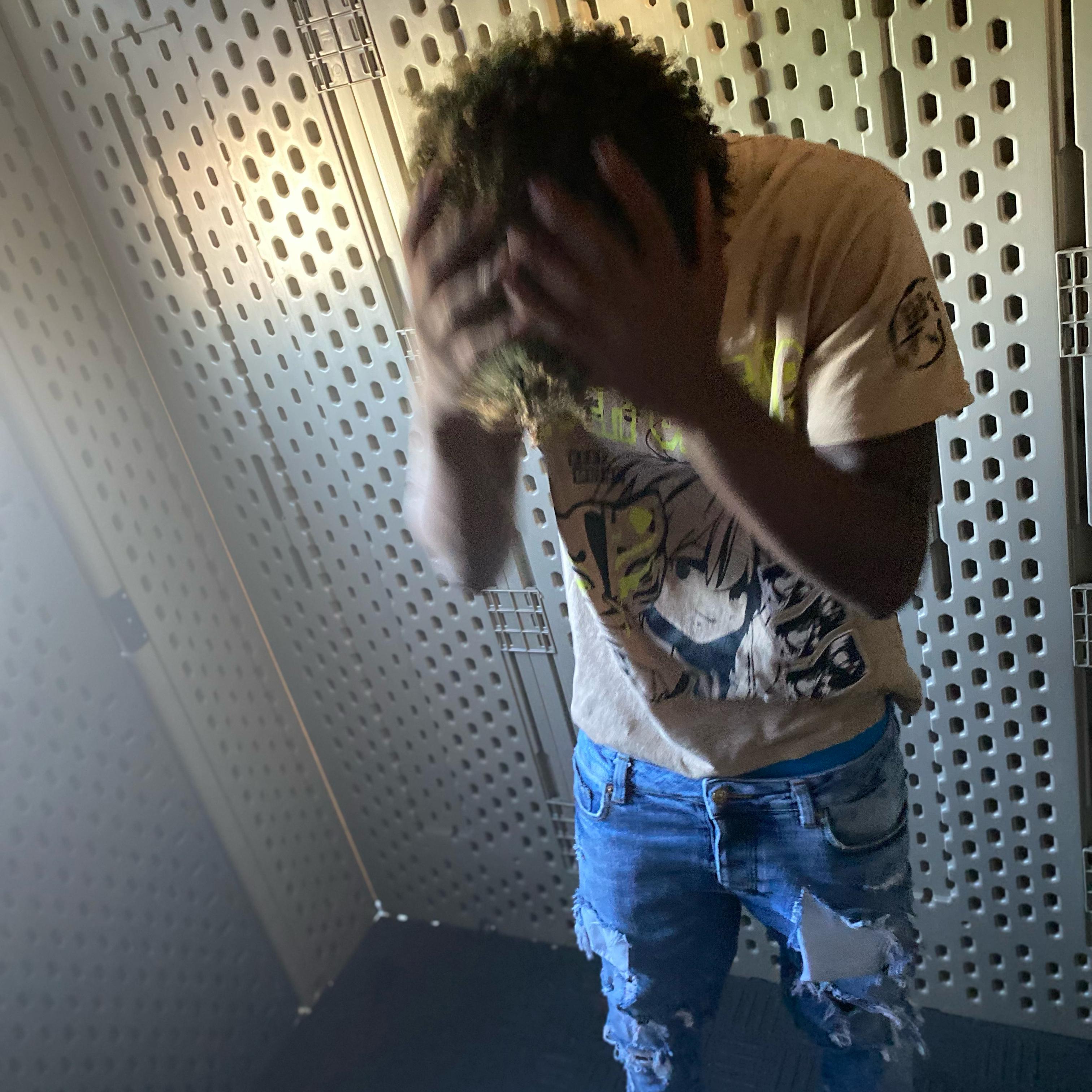 Imalivebutactuallydyin artwork