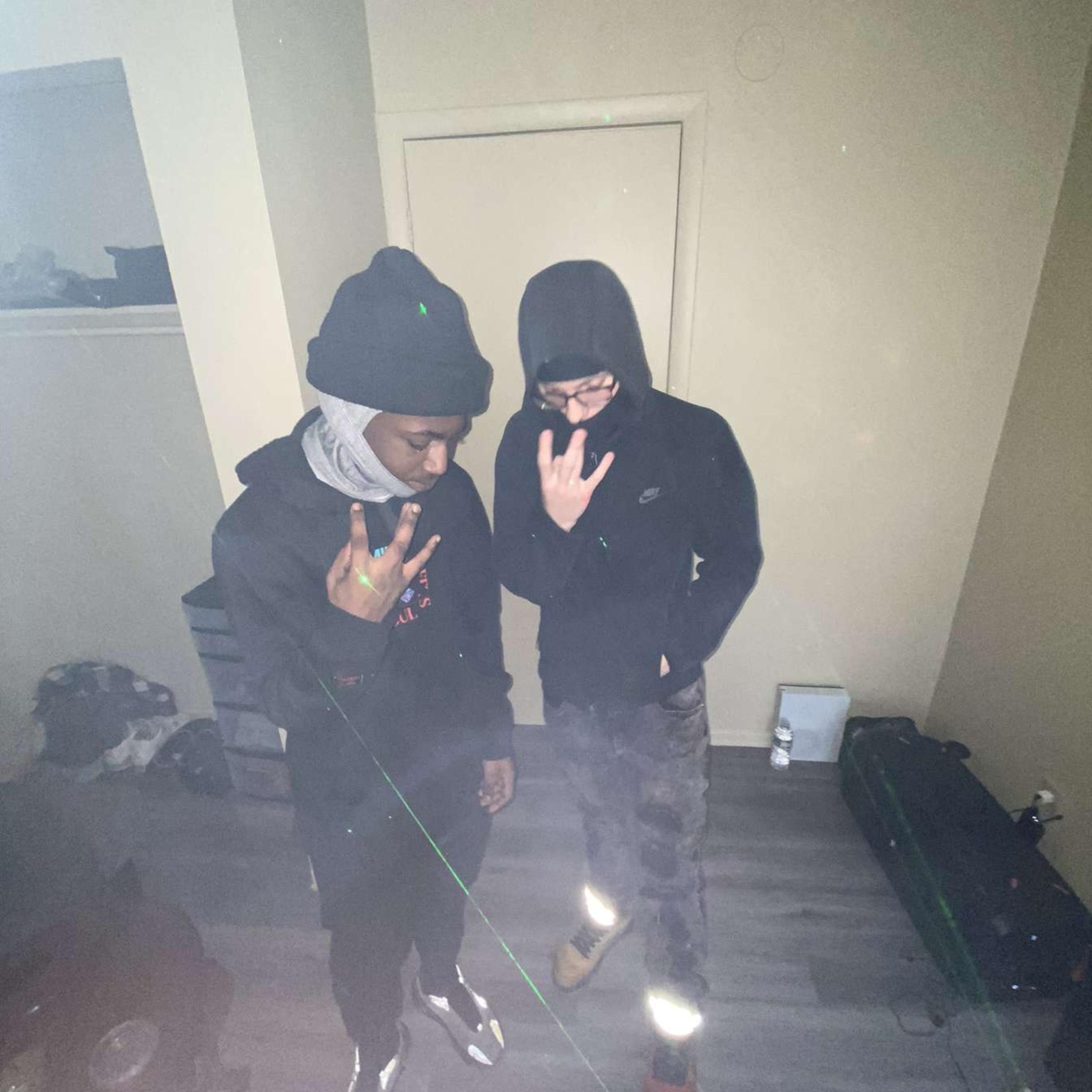 2 Man Move artwork