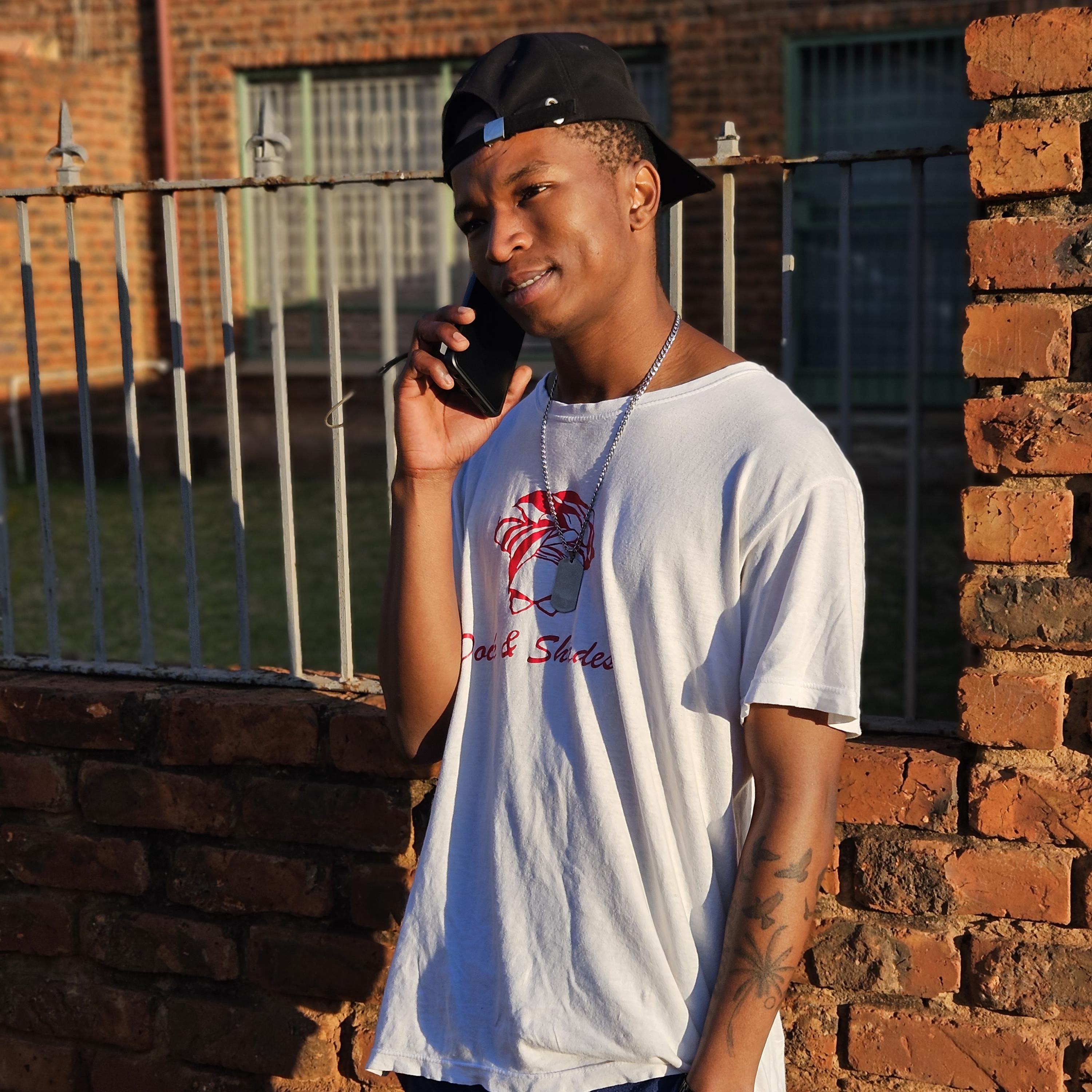 SAVANNA AM LOCO by Farbeo_the_pimp cover art
