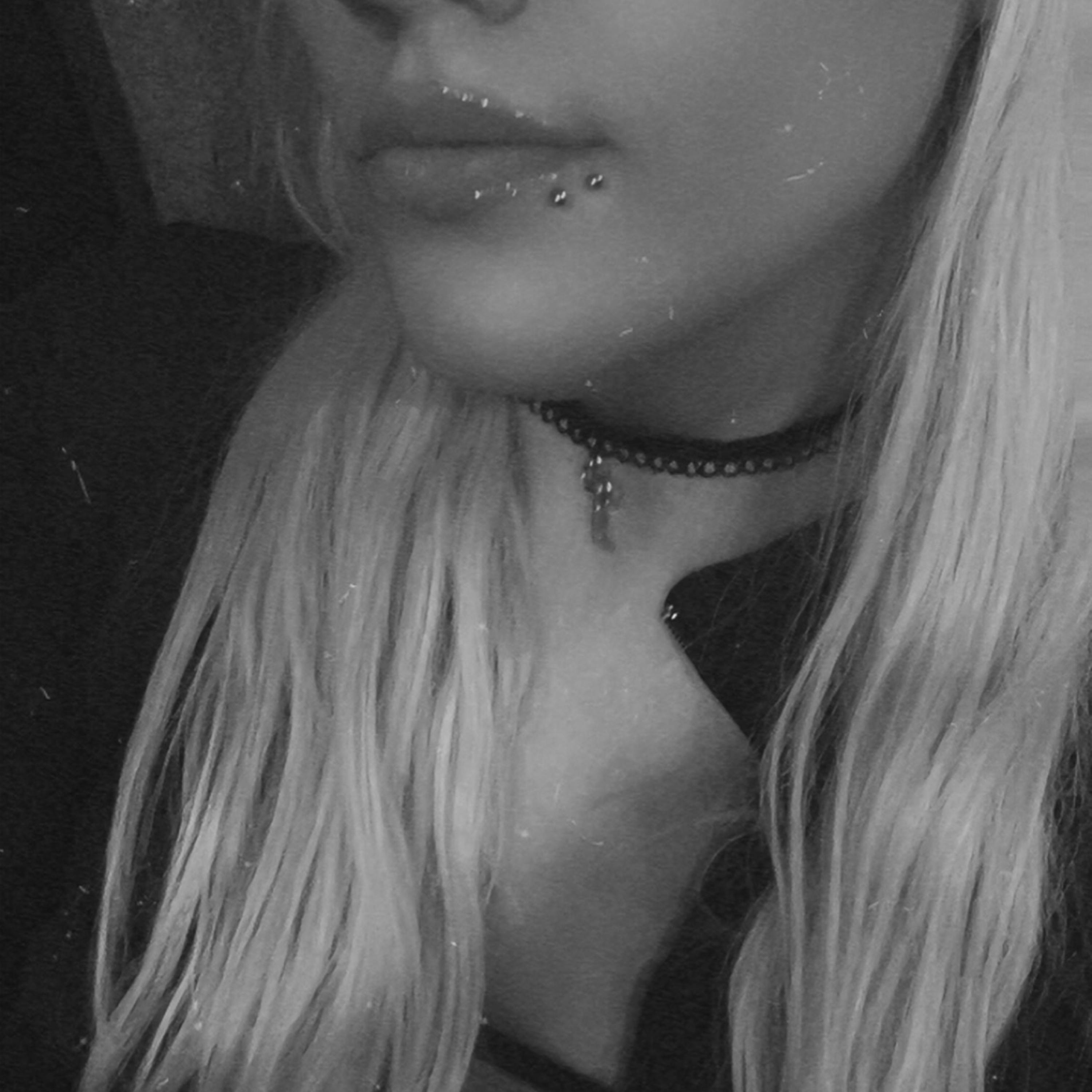 Mirror, Mirror artwork