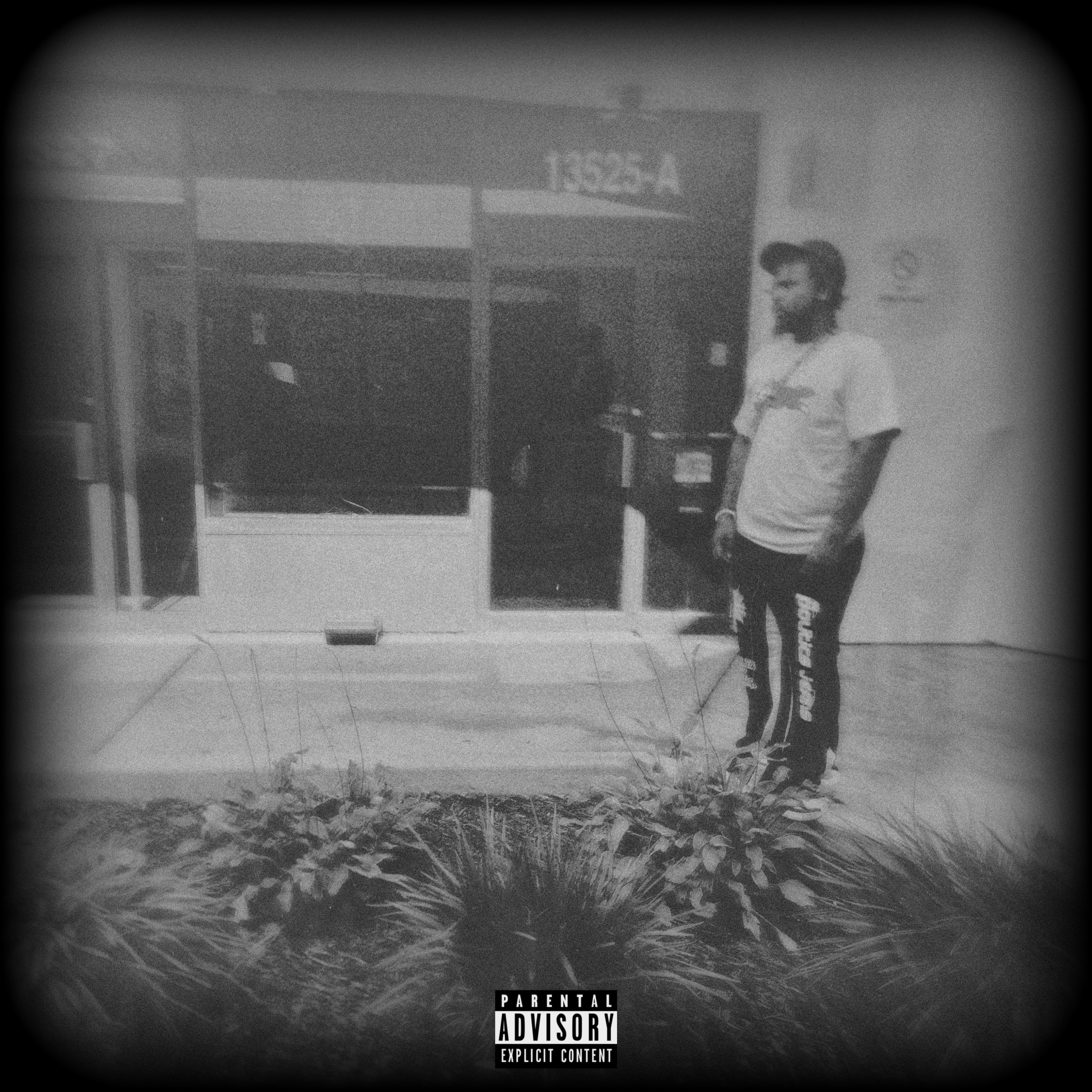 4EVA 5TR8 artwork