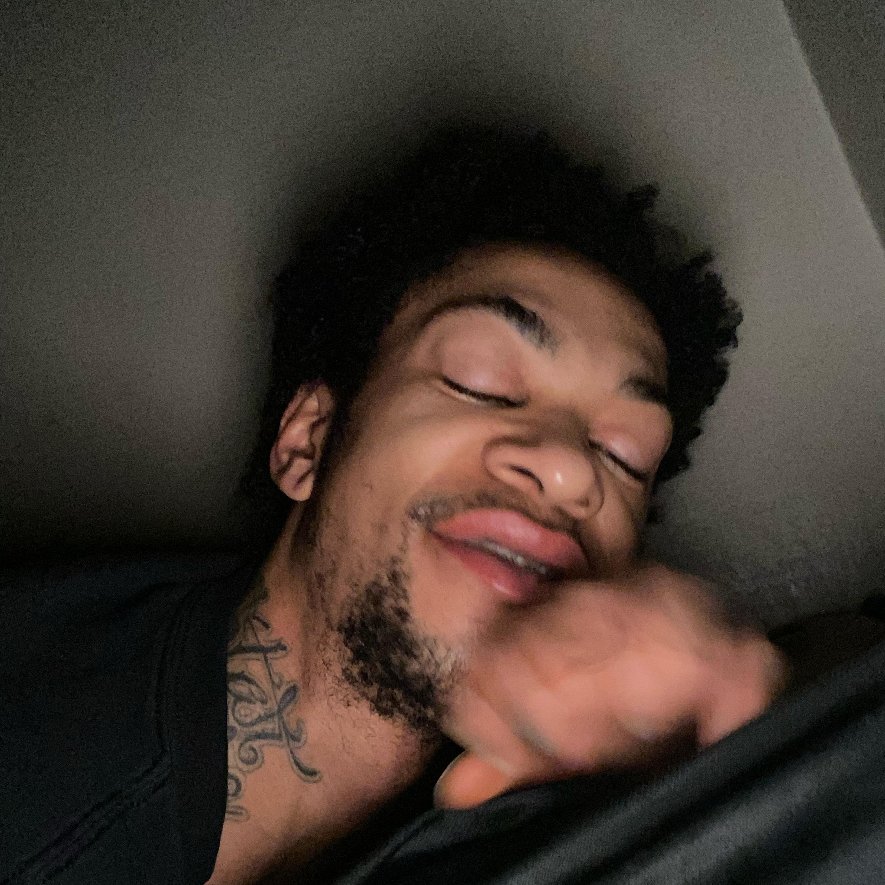 No Love artwork