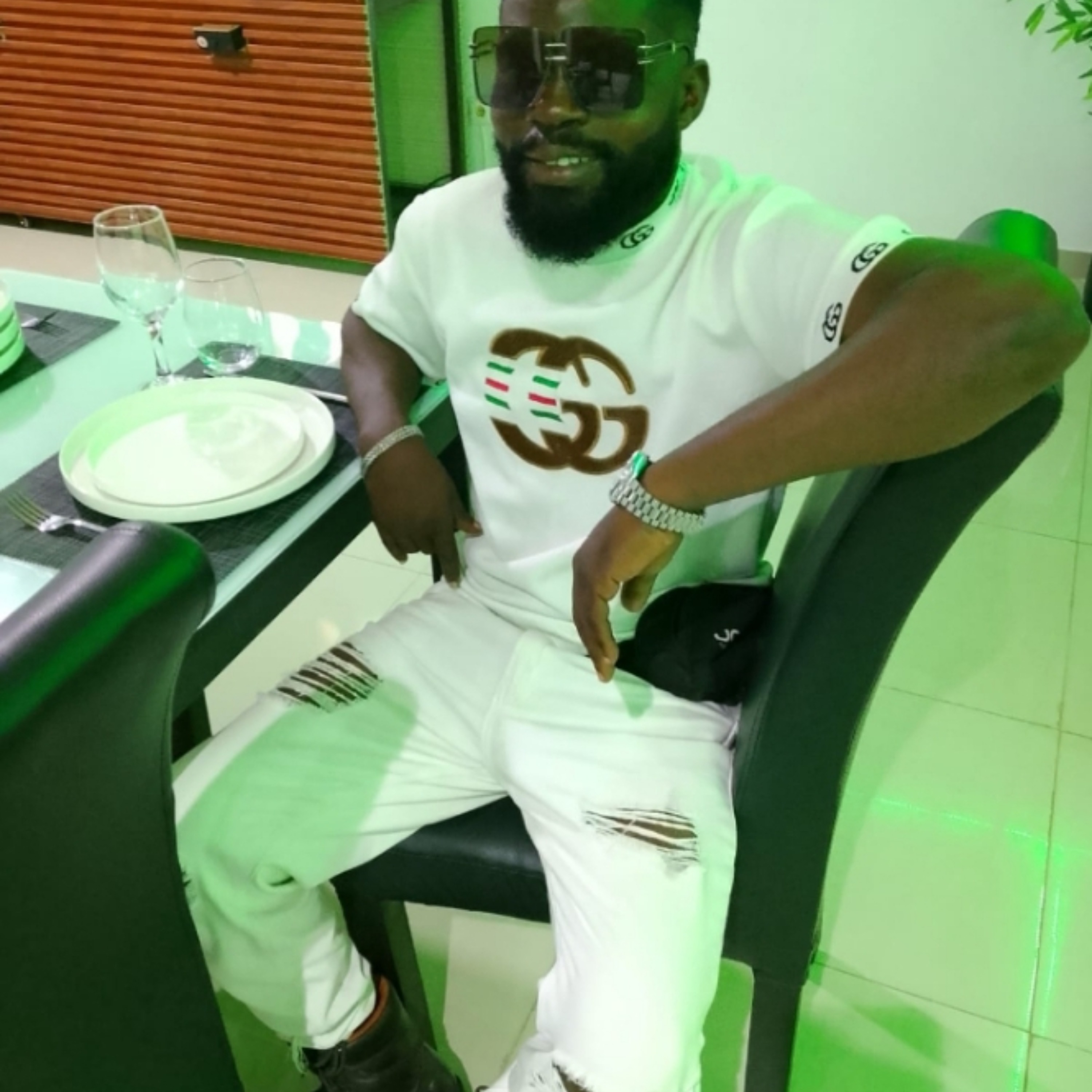 Não fatiga a tropa artwork