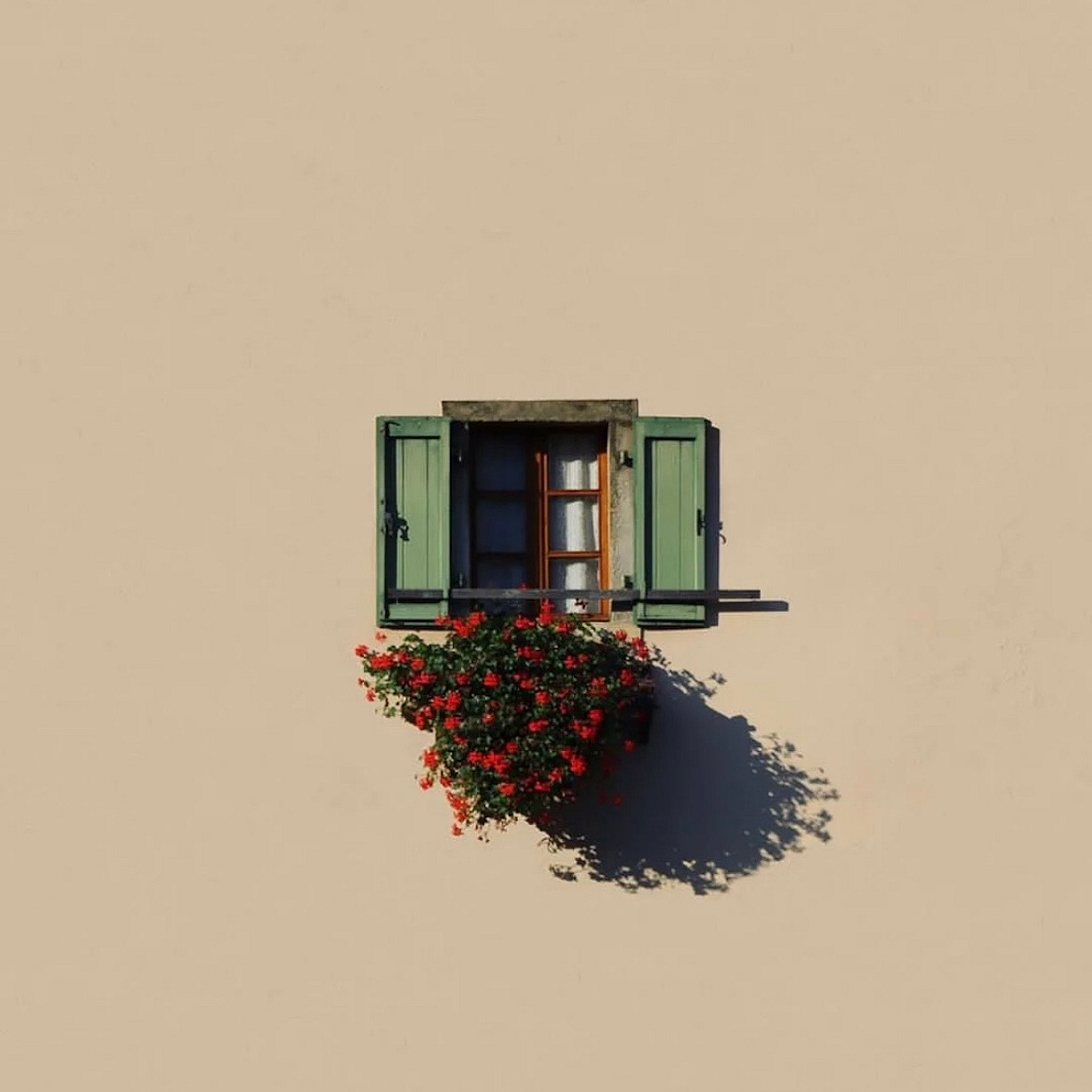 Close 2 Me artwork