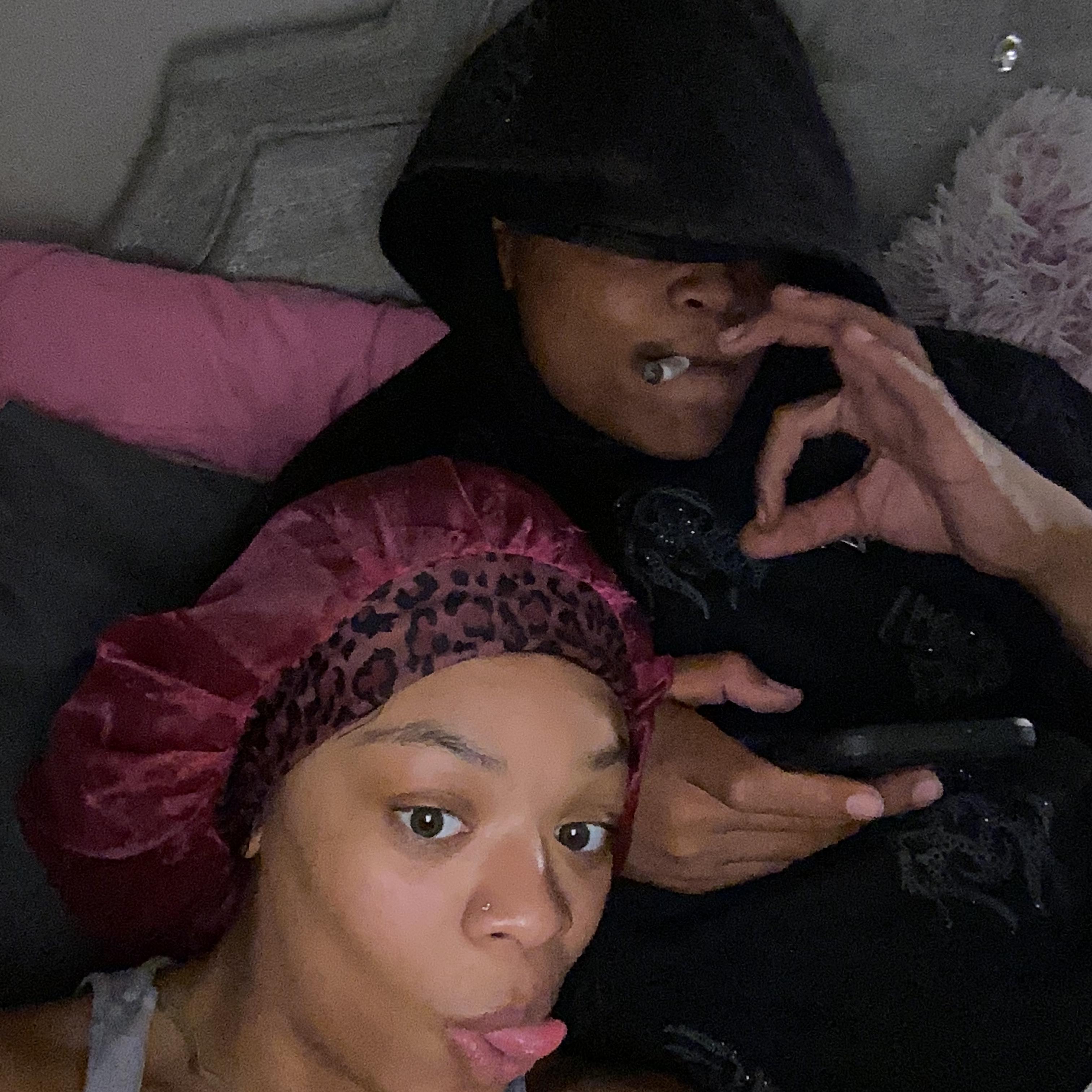 Still On Dat artwork