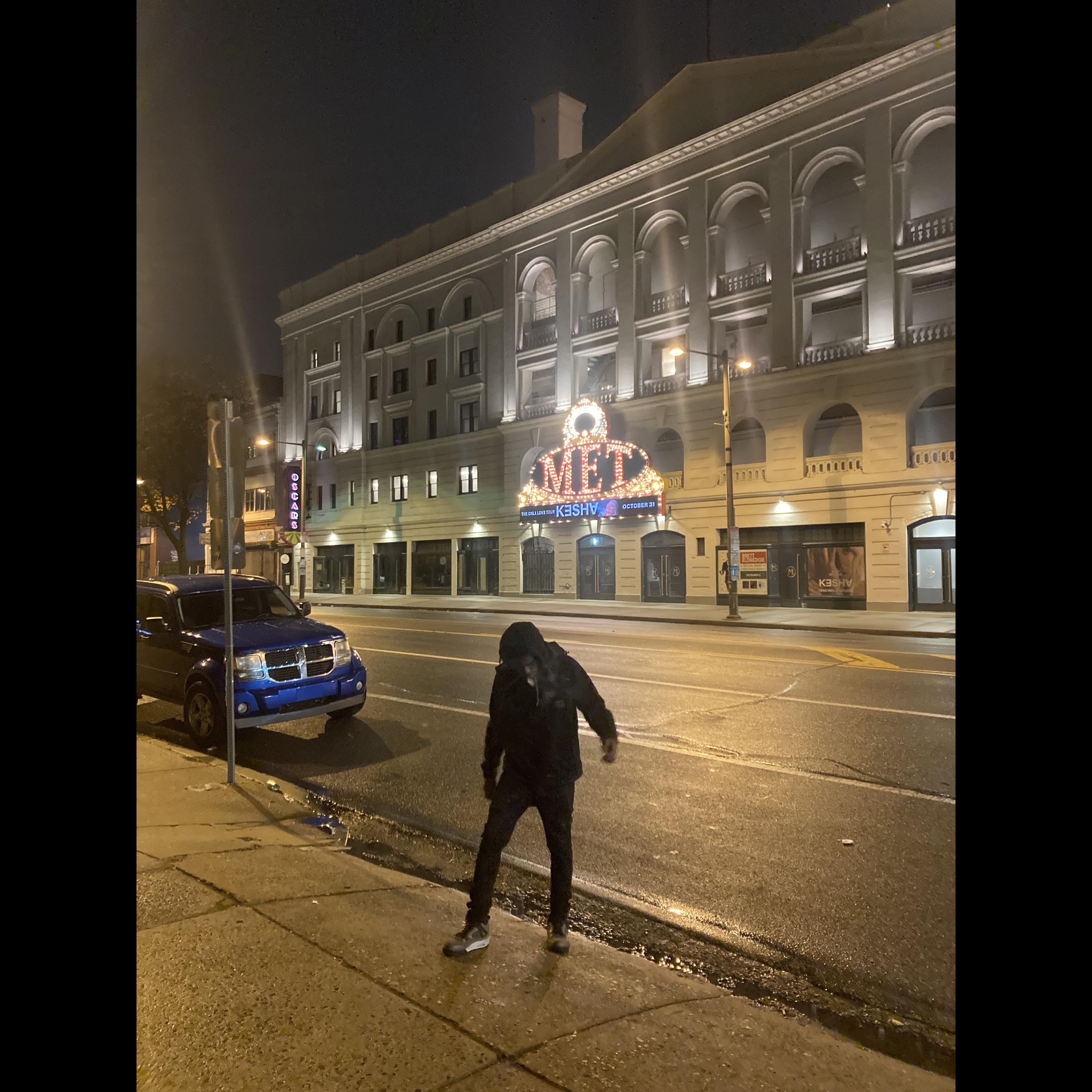 Middle Of The Night artwork