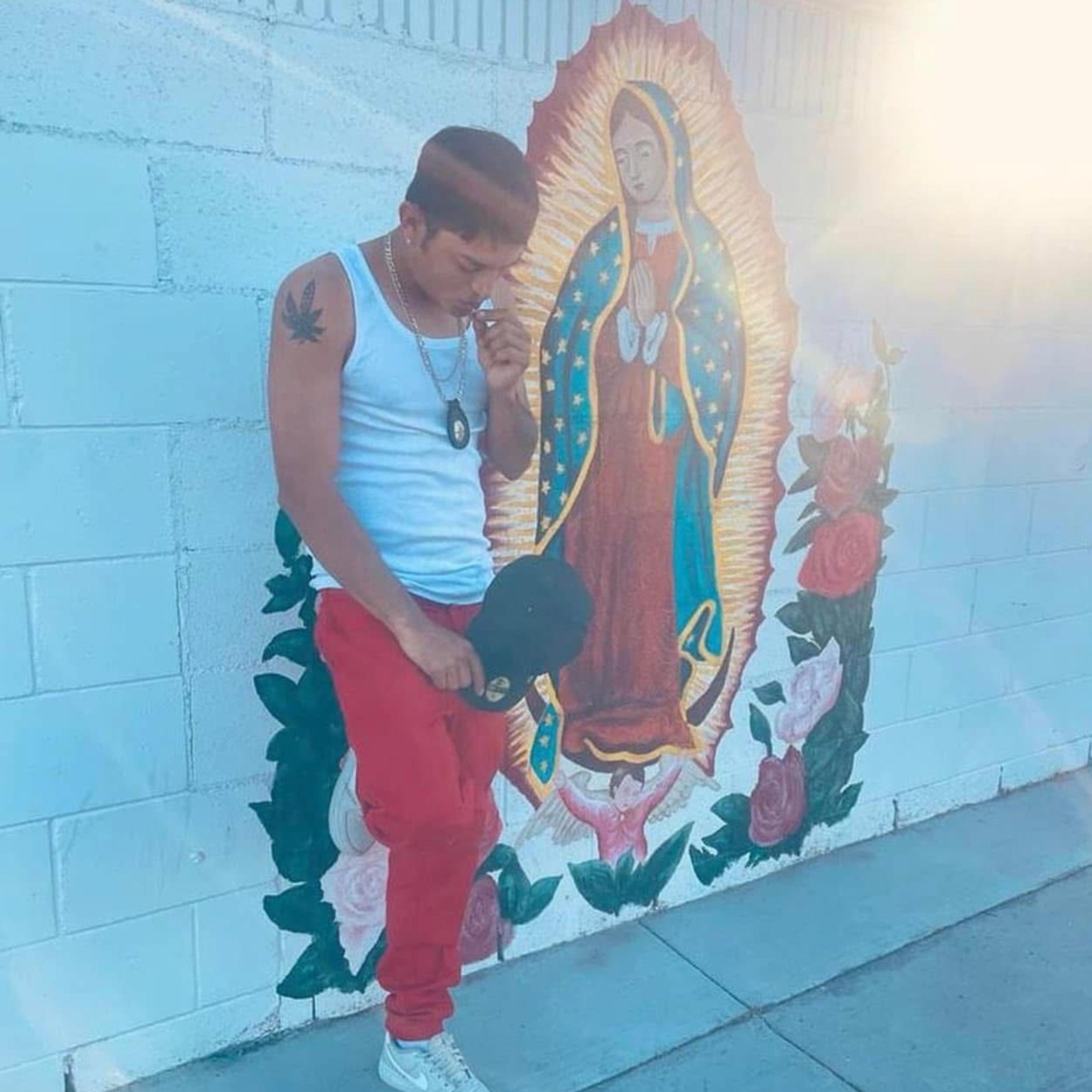 MI MADRE LLORA artwork