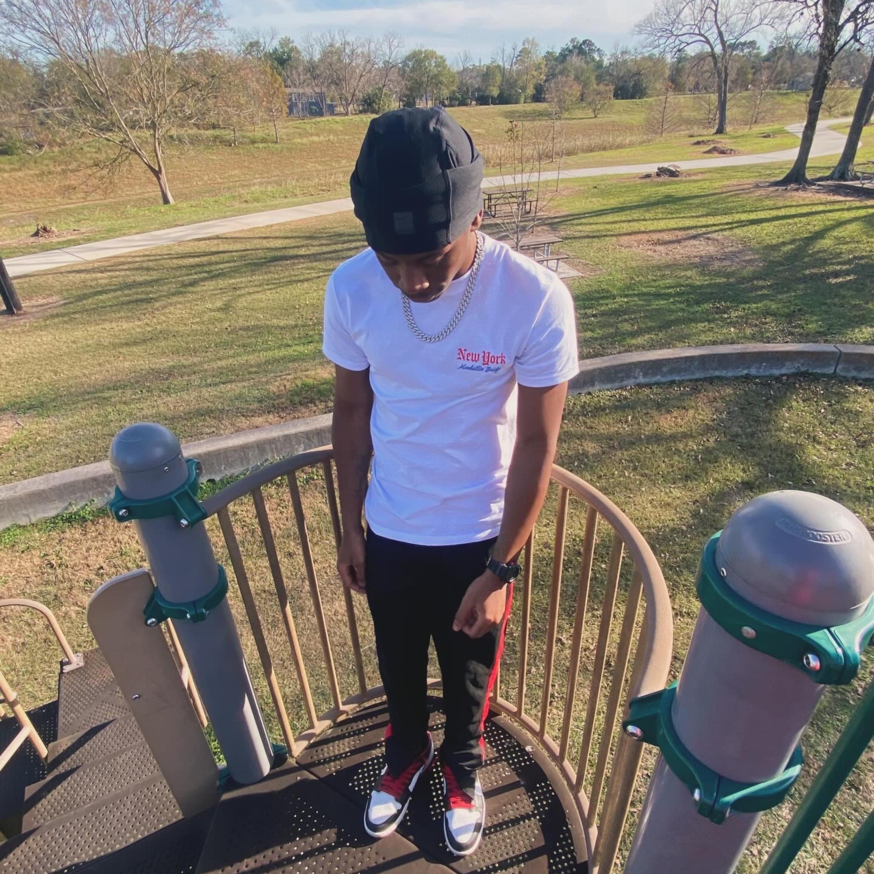 Putting Ya Dine artwork