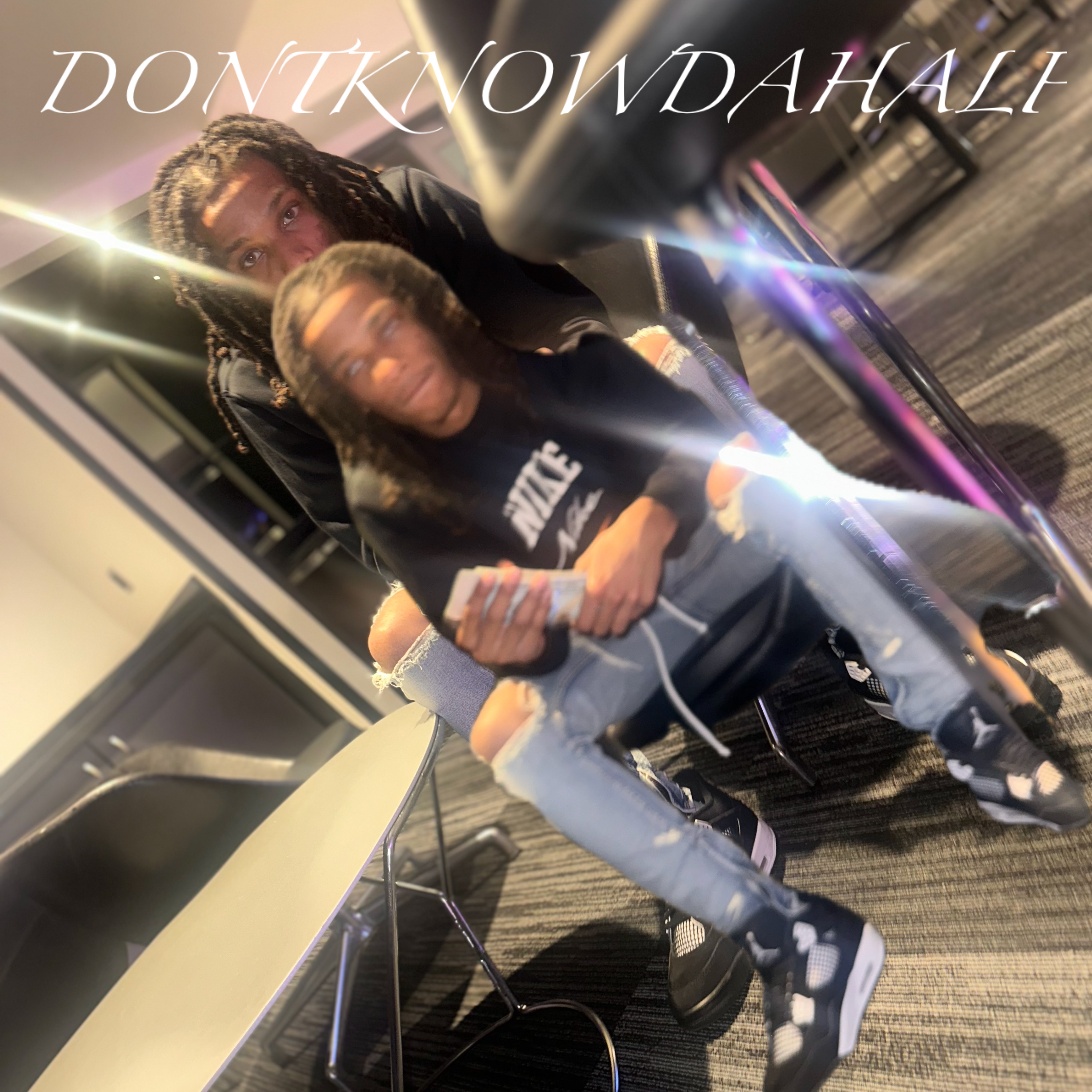 DONTKNOWDAHALF artwork