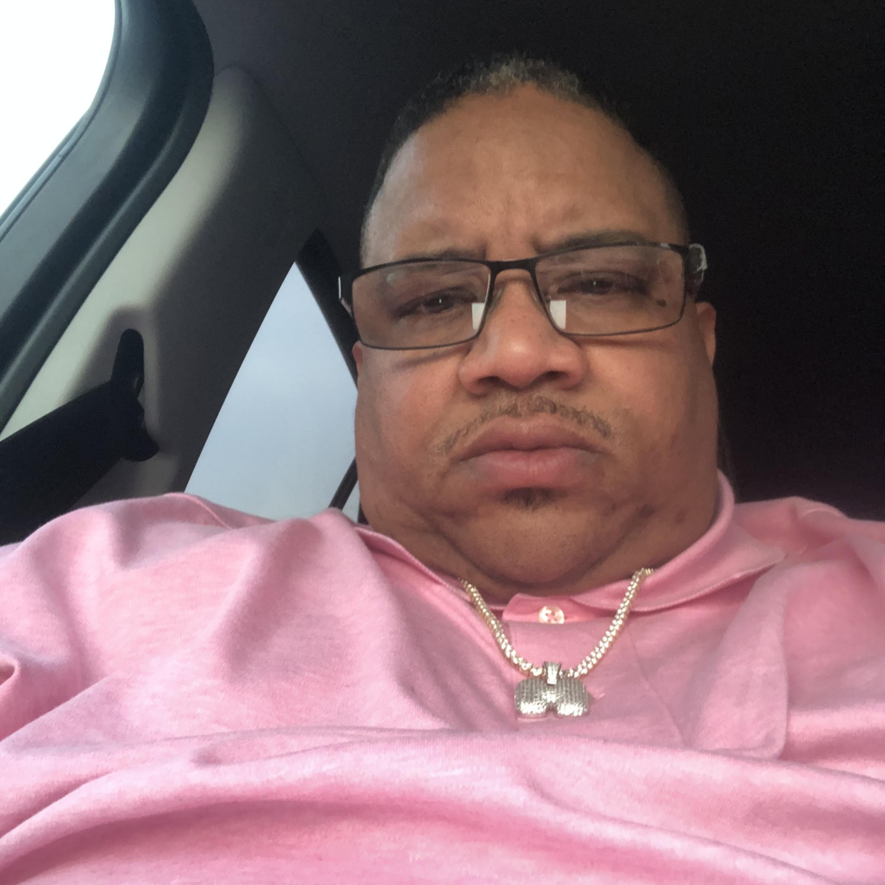 She Creeping On Me artwork