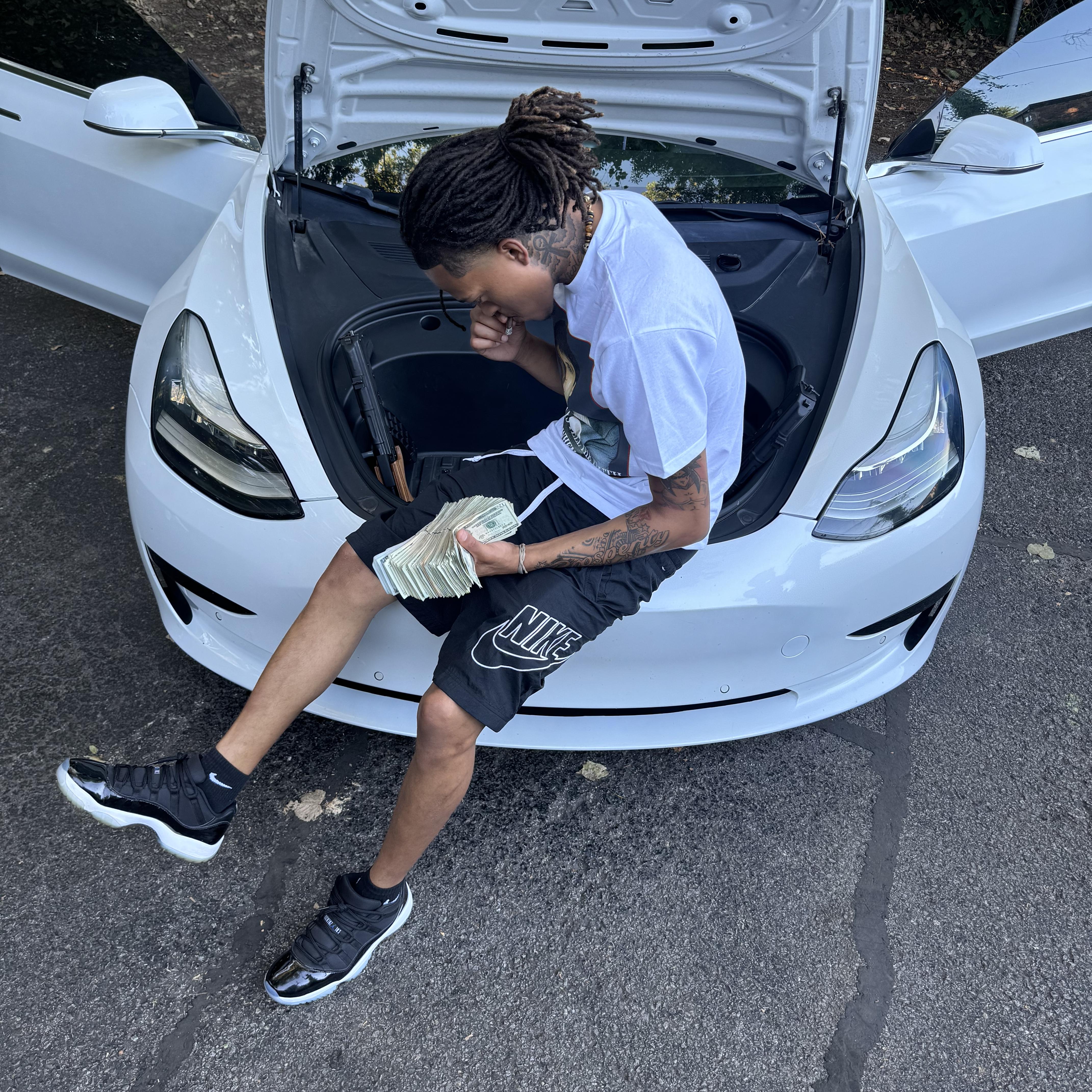 Struggle Or Hustle artwork