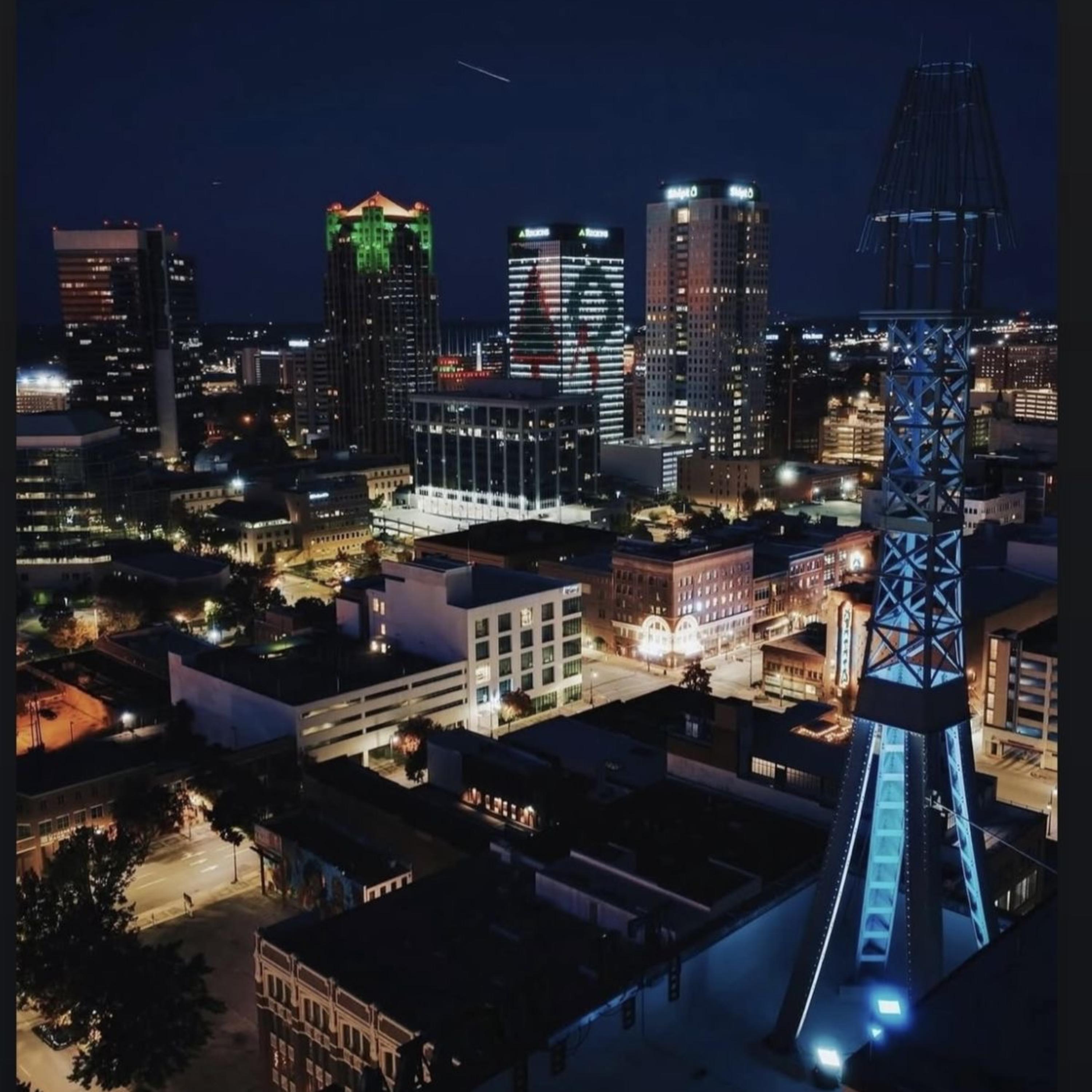 The City by Everhush cover art