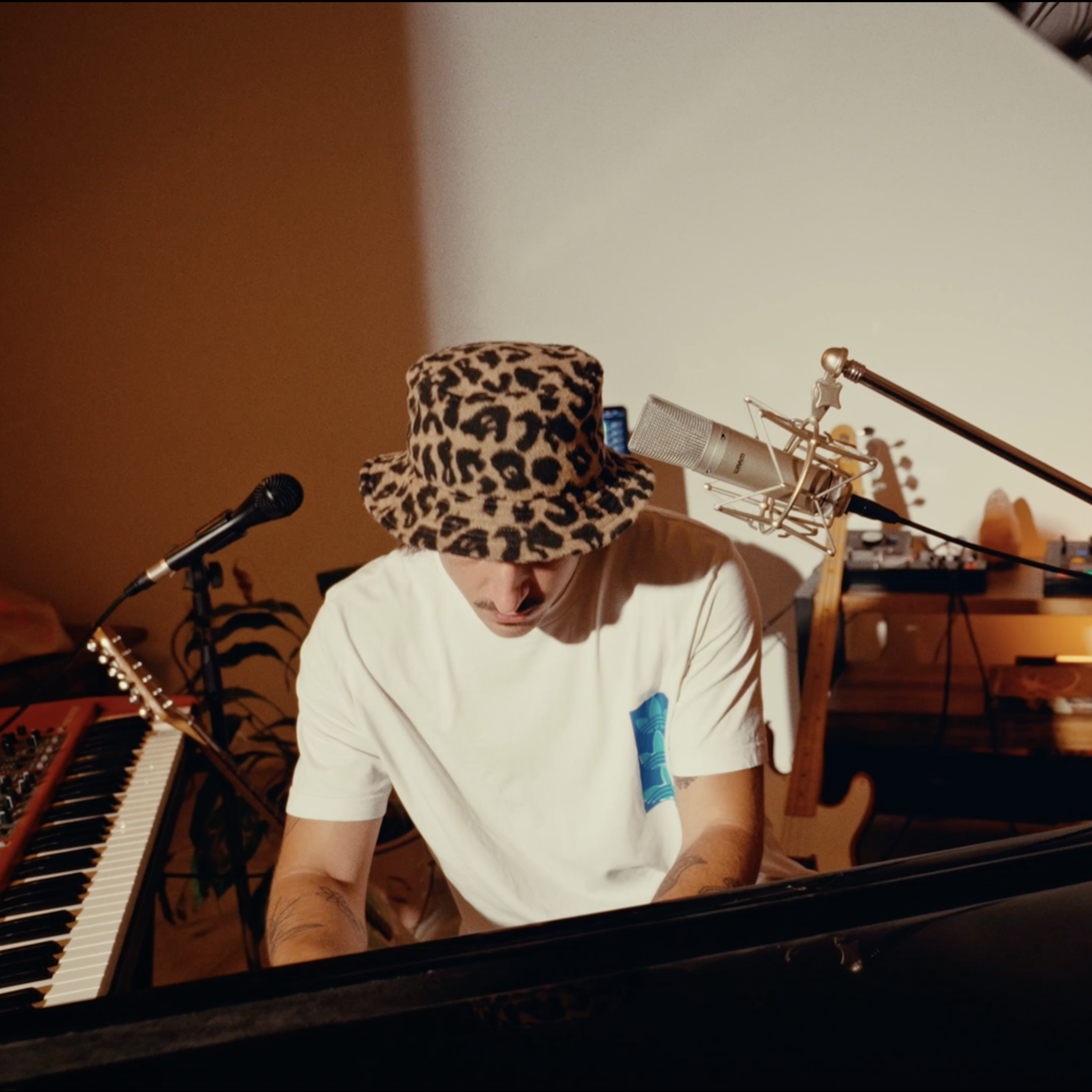 HONG KONG (Versión loop) artwork