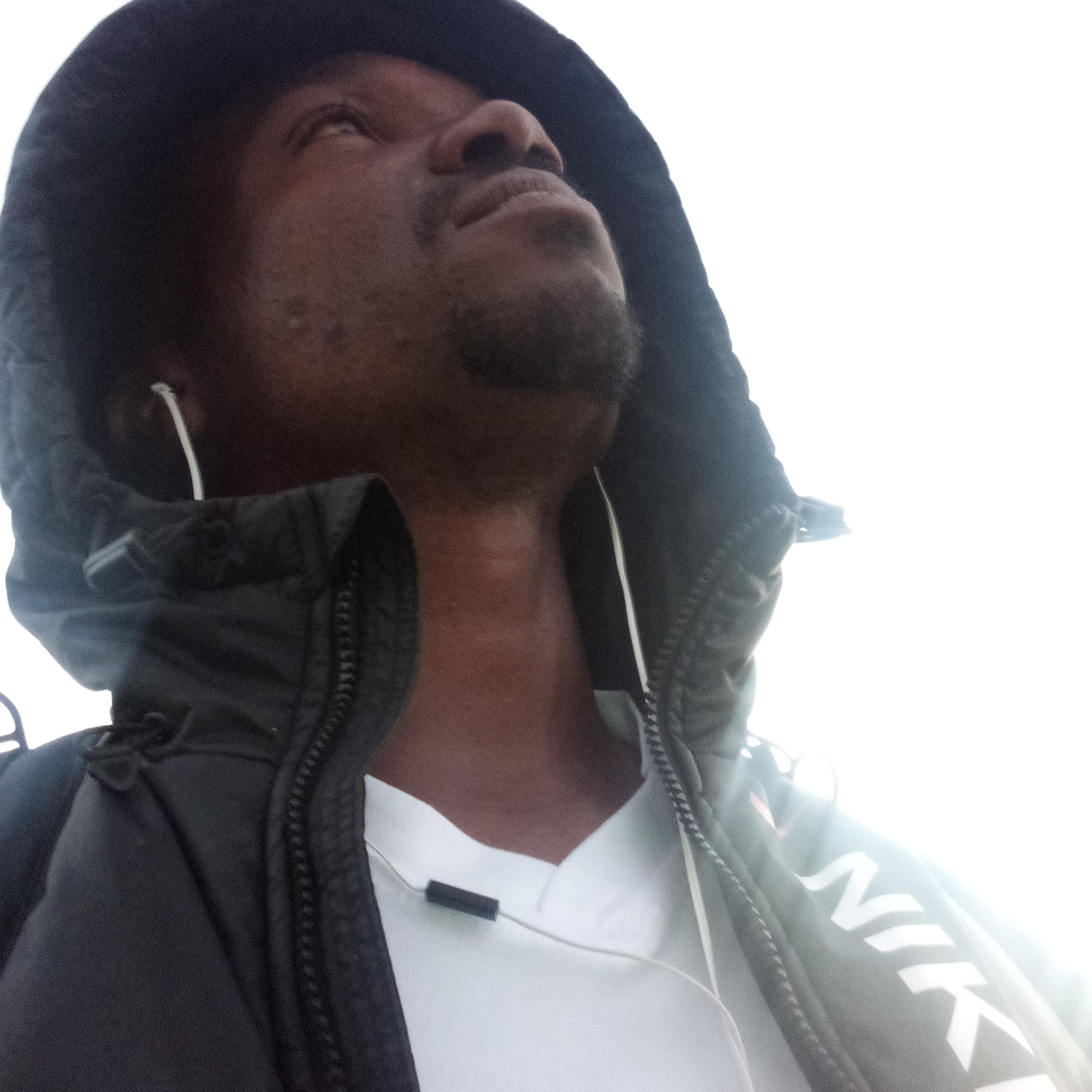 Real Gangsta Come From Mars artwork