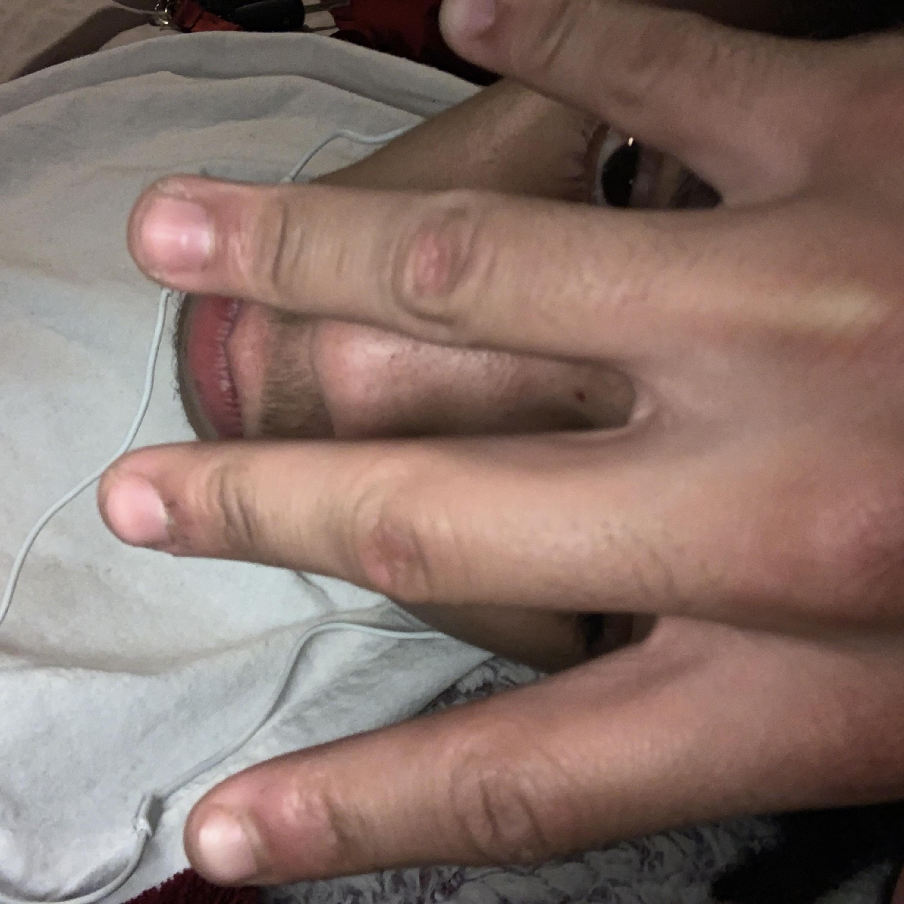 DeyShakingWht artwork