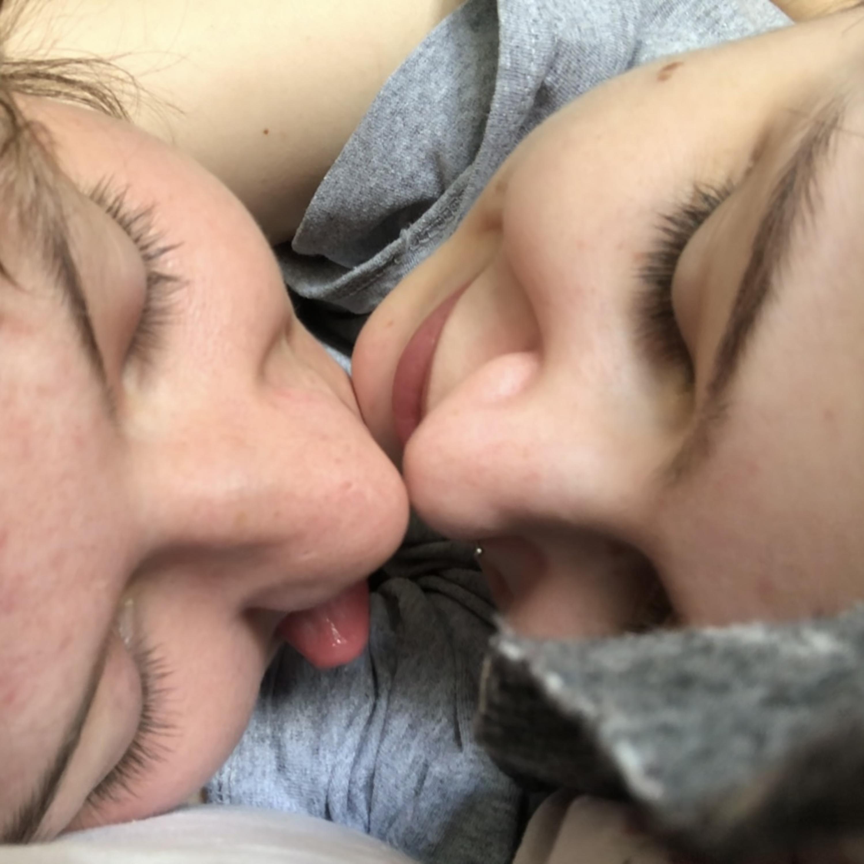 lookinglooking artwork