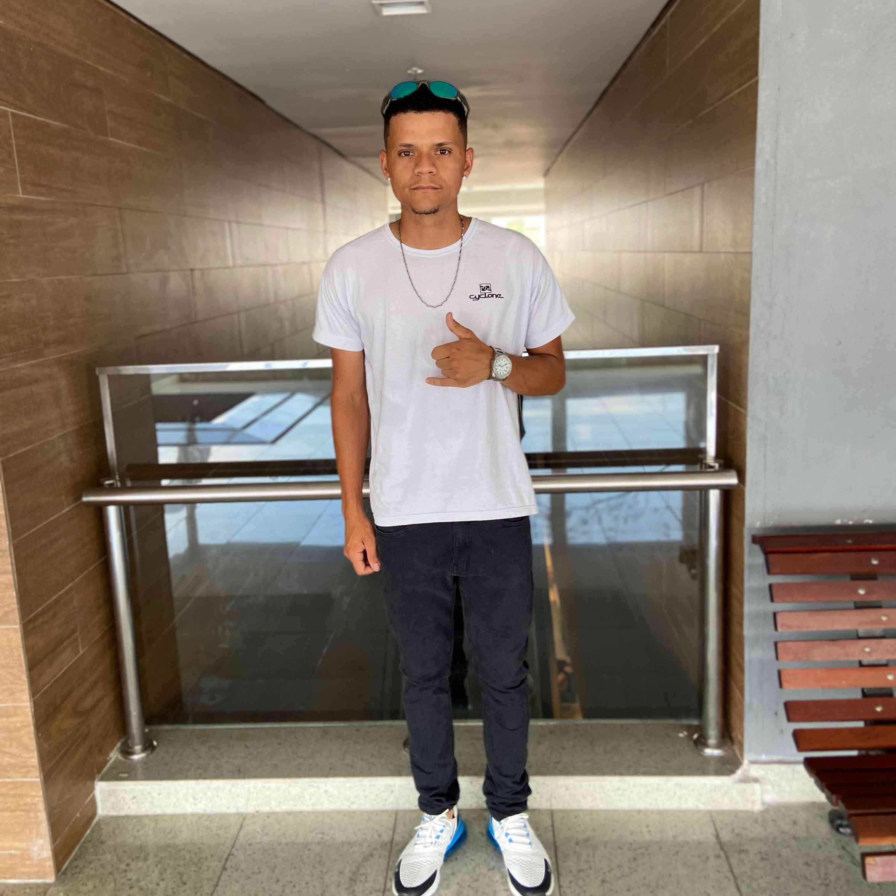 MT MEGA OBRA DE ARTE artwork