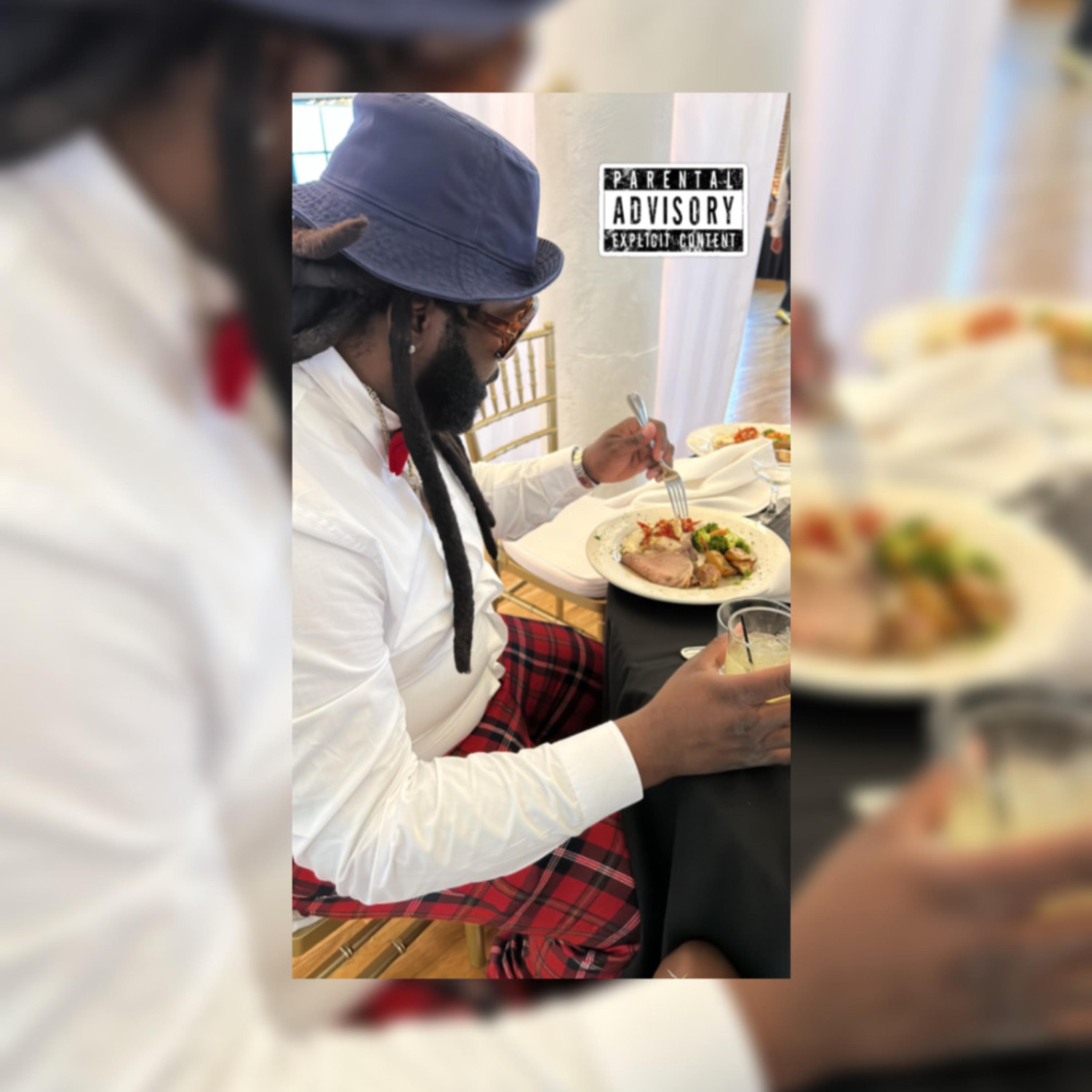 Long Live Weezy artwork