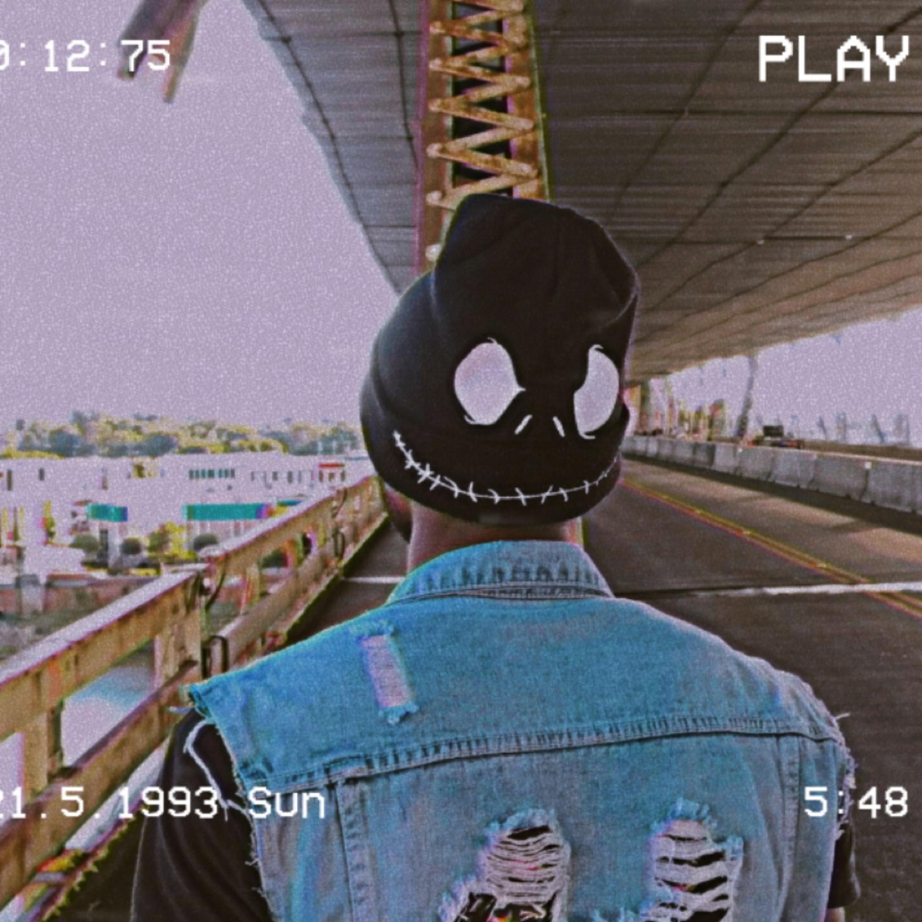 Dreams Don't Die artwork