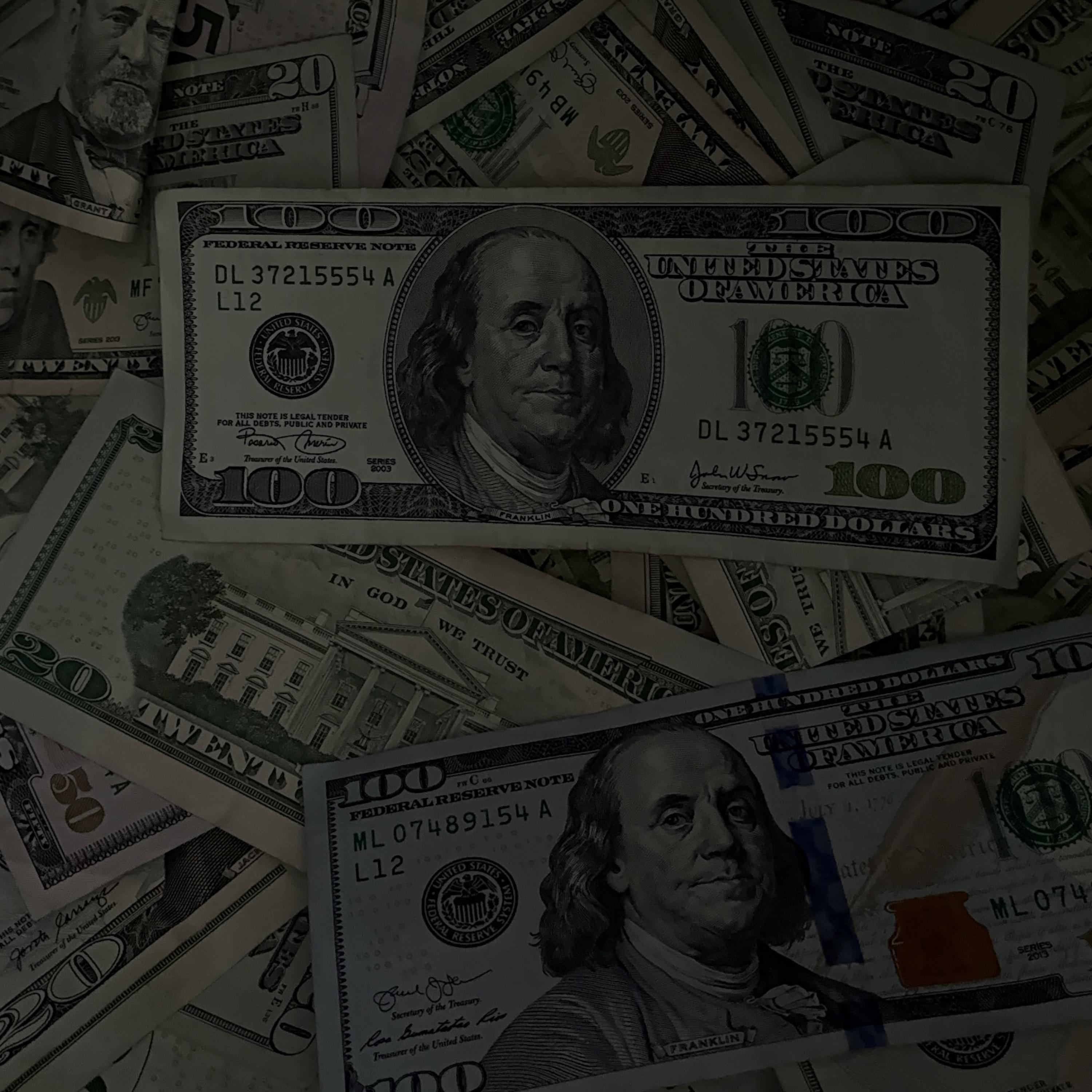 Dirty Money Clean Drugs artwork